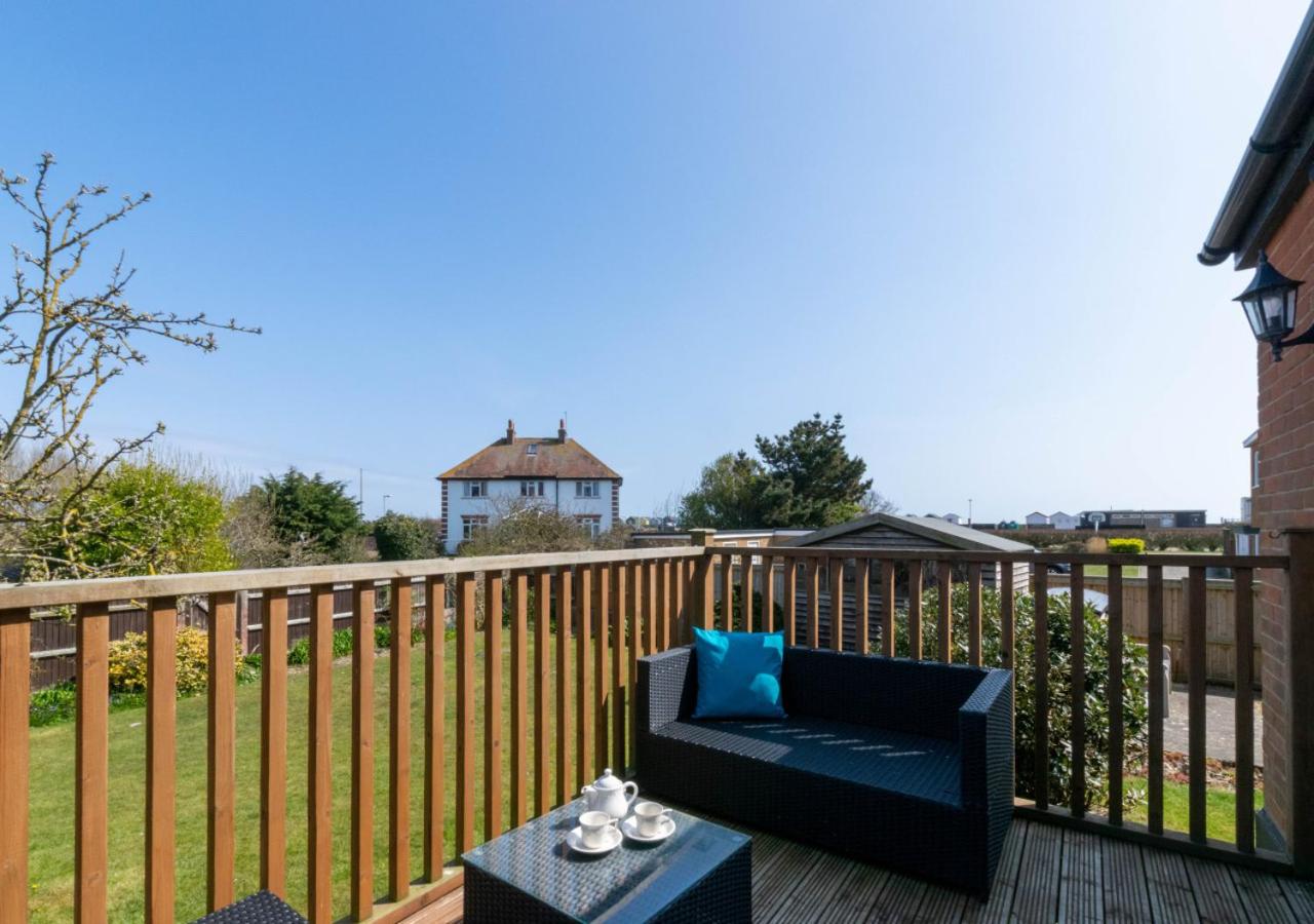 7 Bed in Southwold oc-sax view 2