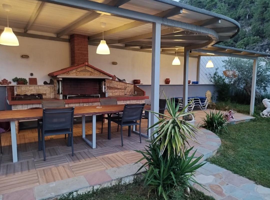 outdoor BBQ area
