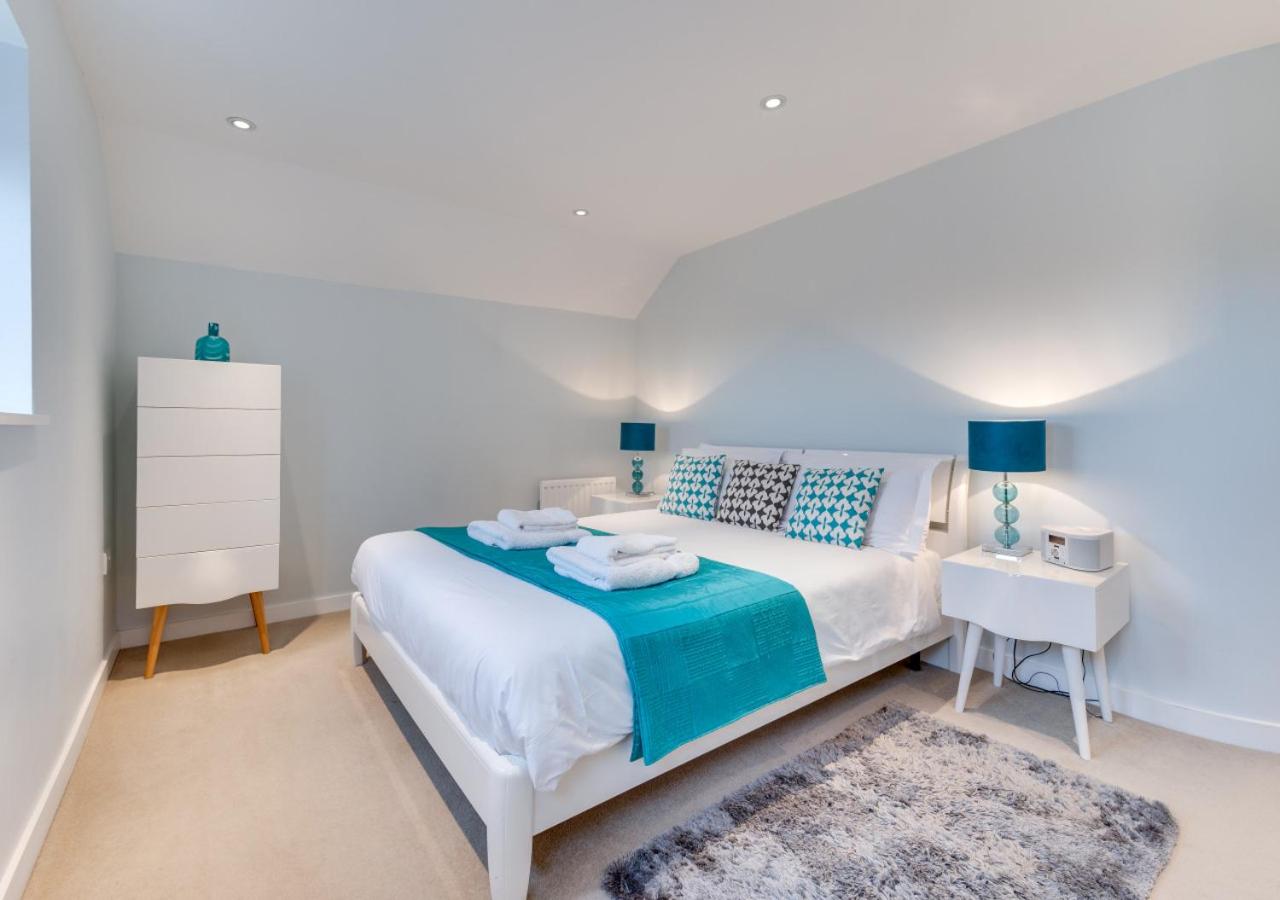 6 Bed in Knodishall oc-bil