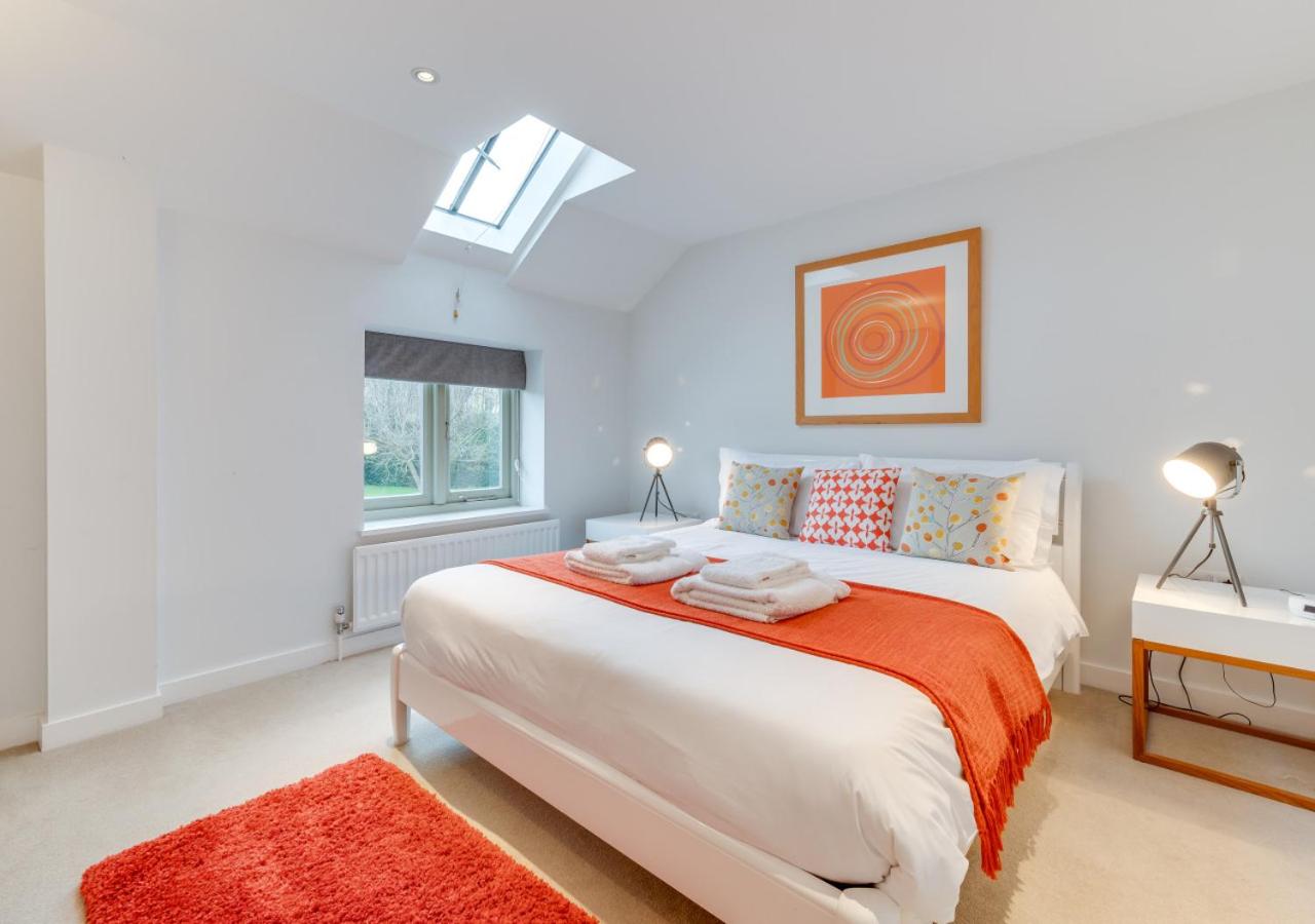 6 Bed in Knodishall oc-bil