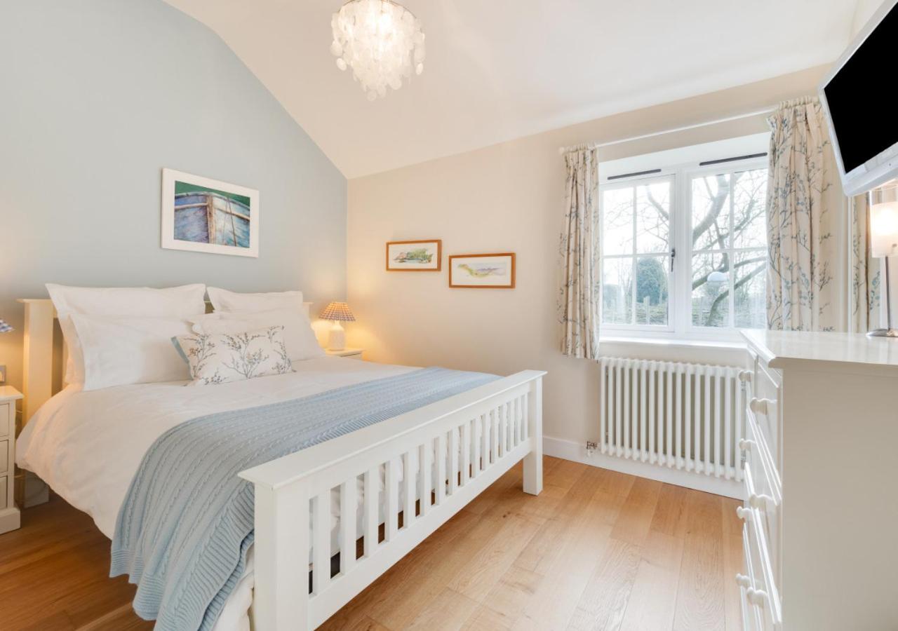 2 Bed in Eye oc-slo
