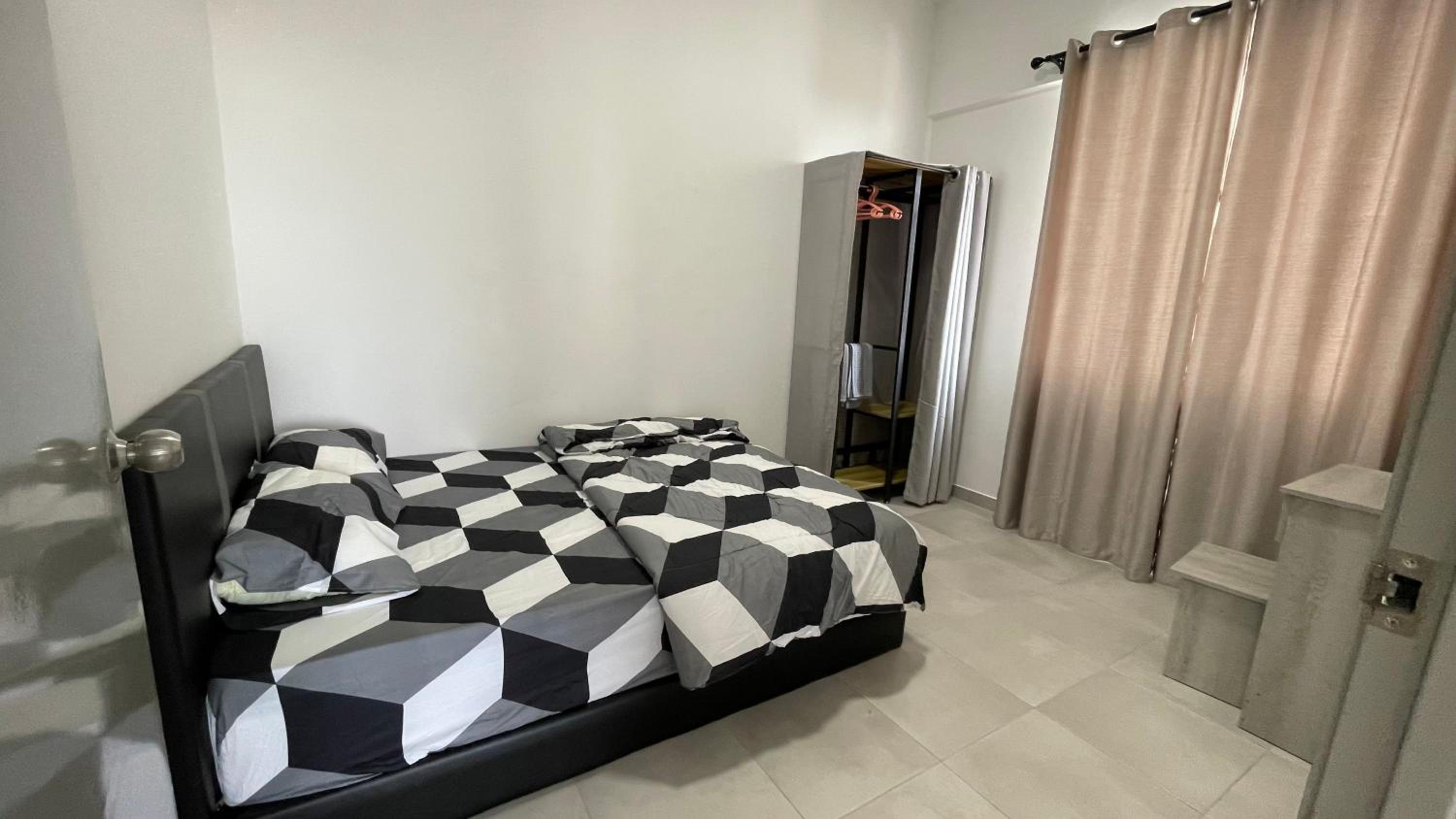 Sandakan Homestay 3BedRoom 2Bath Joyful Cottage 喜悦小屋 For 5 guests view 4