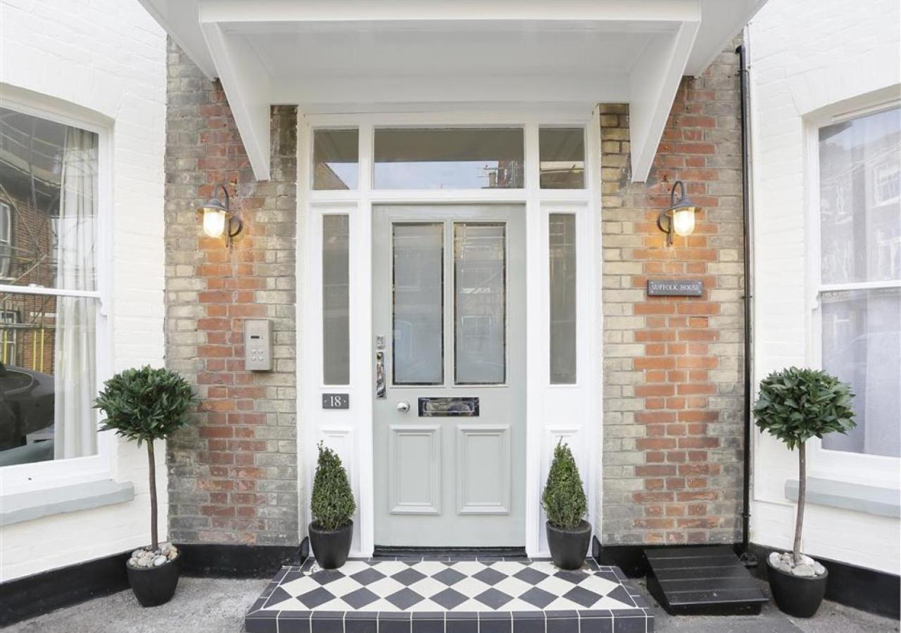 2 Bed in Southwold oc-tcn view 4
