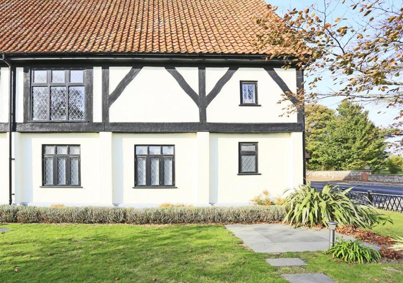 4 Bed in Thorpeness oc-cho