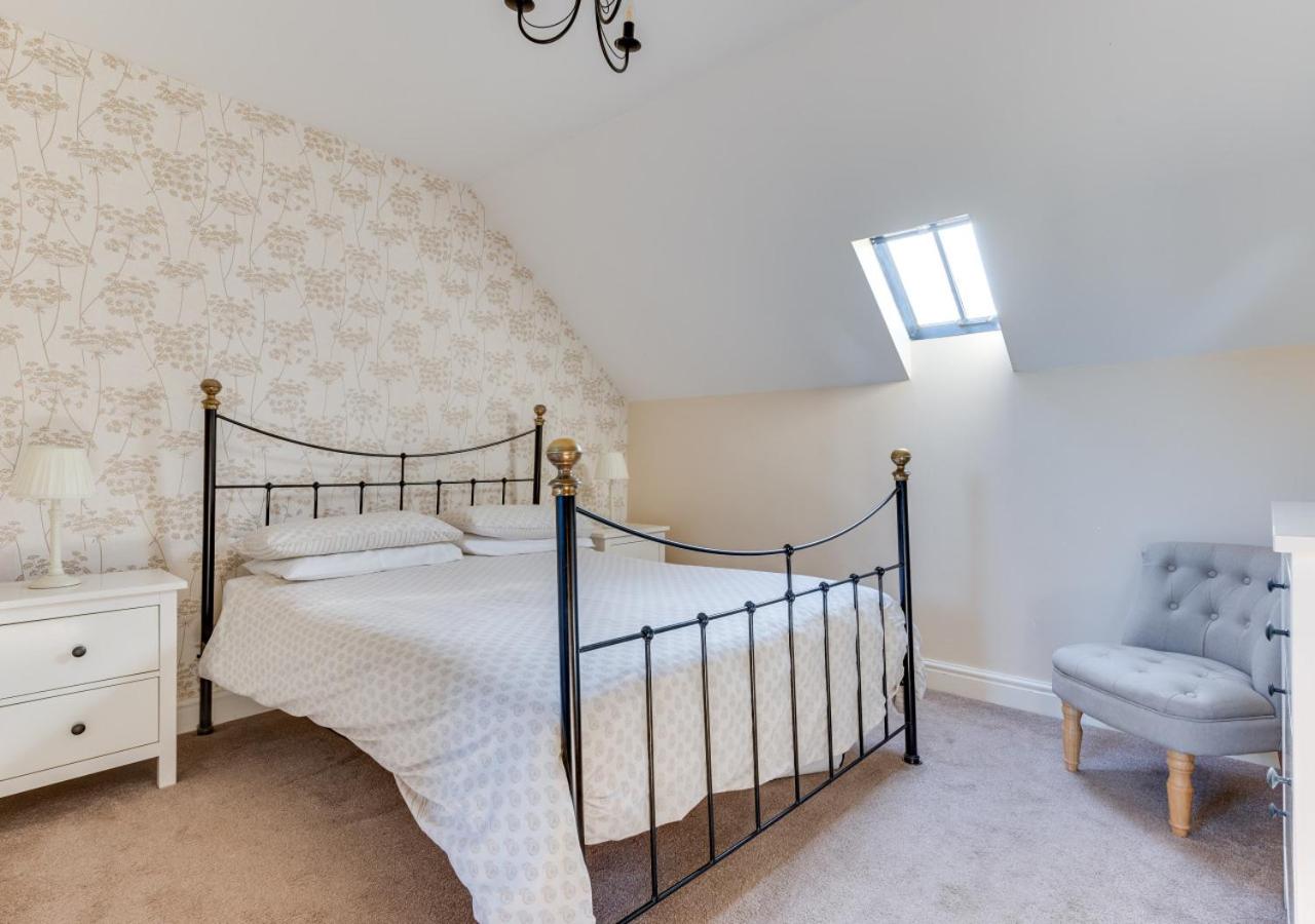 4 Bed in Dunwich oc-chd view 3