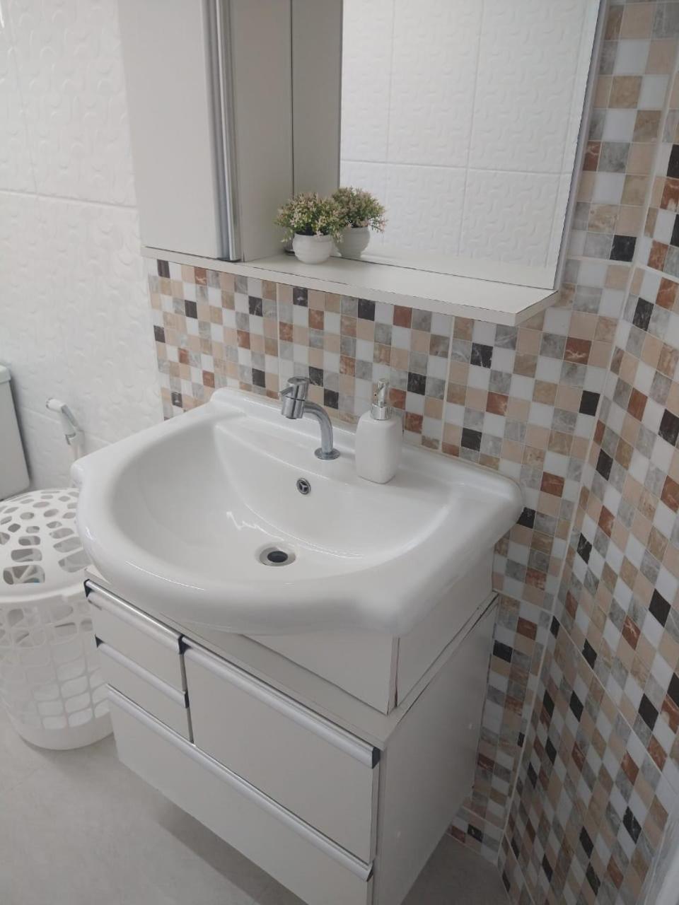 Apartamento Pé na Areia - Caraguatatuba