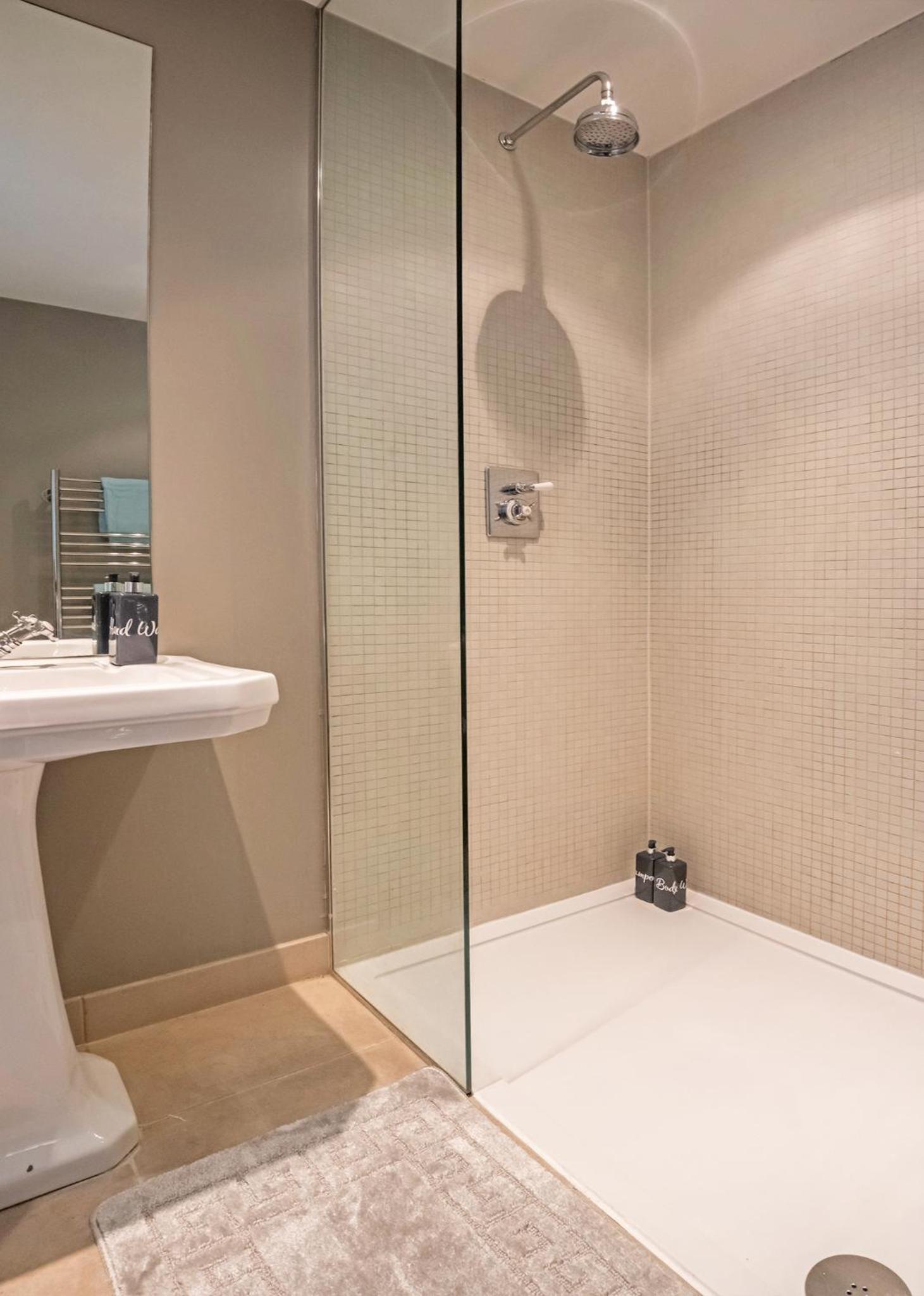 ROYAL Apartment in HARRODS