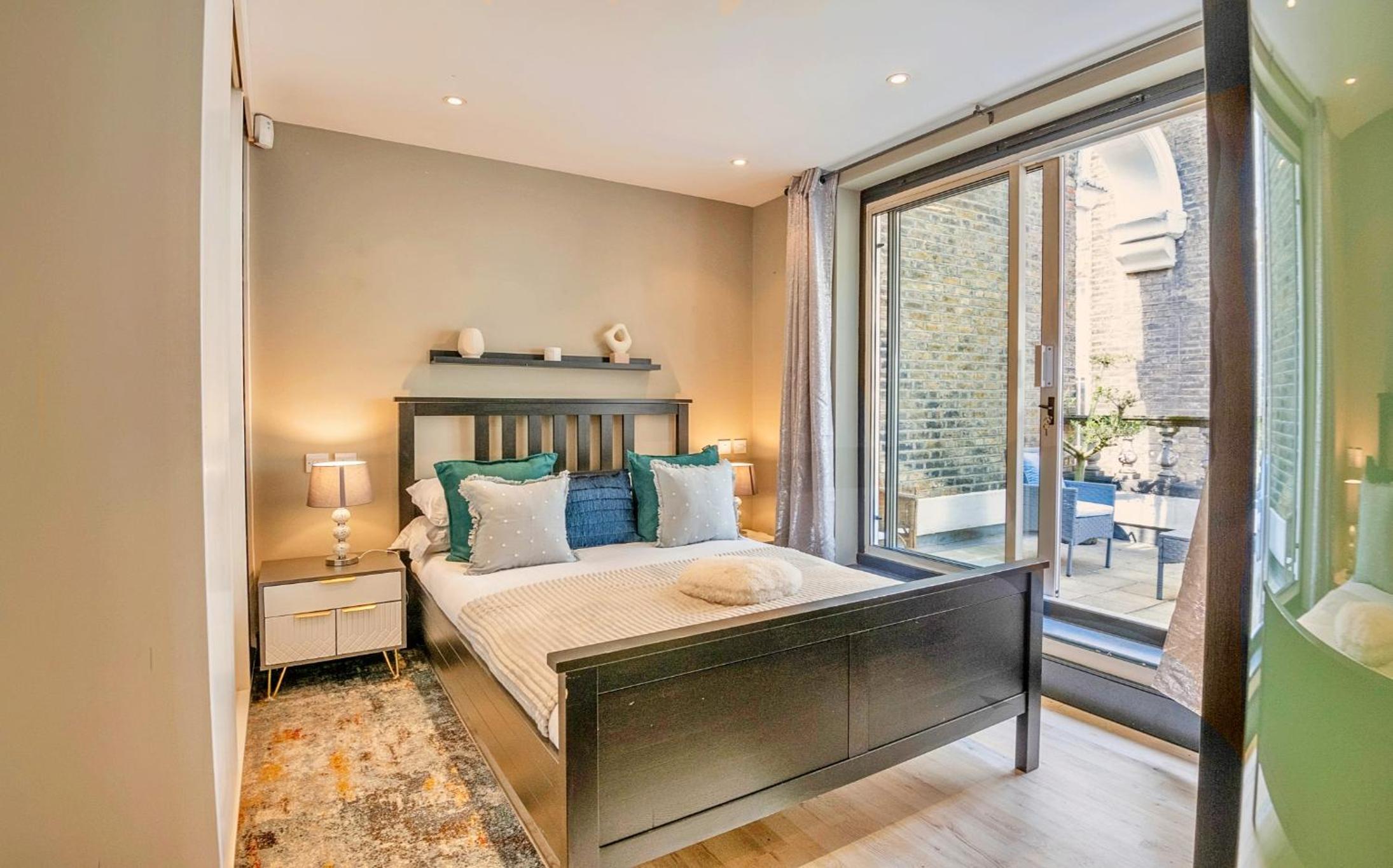 ROYAL Apartment in HARRODS