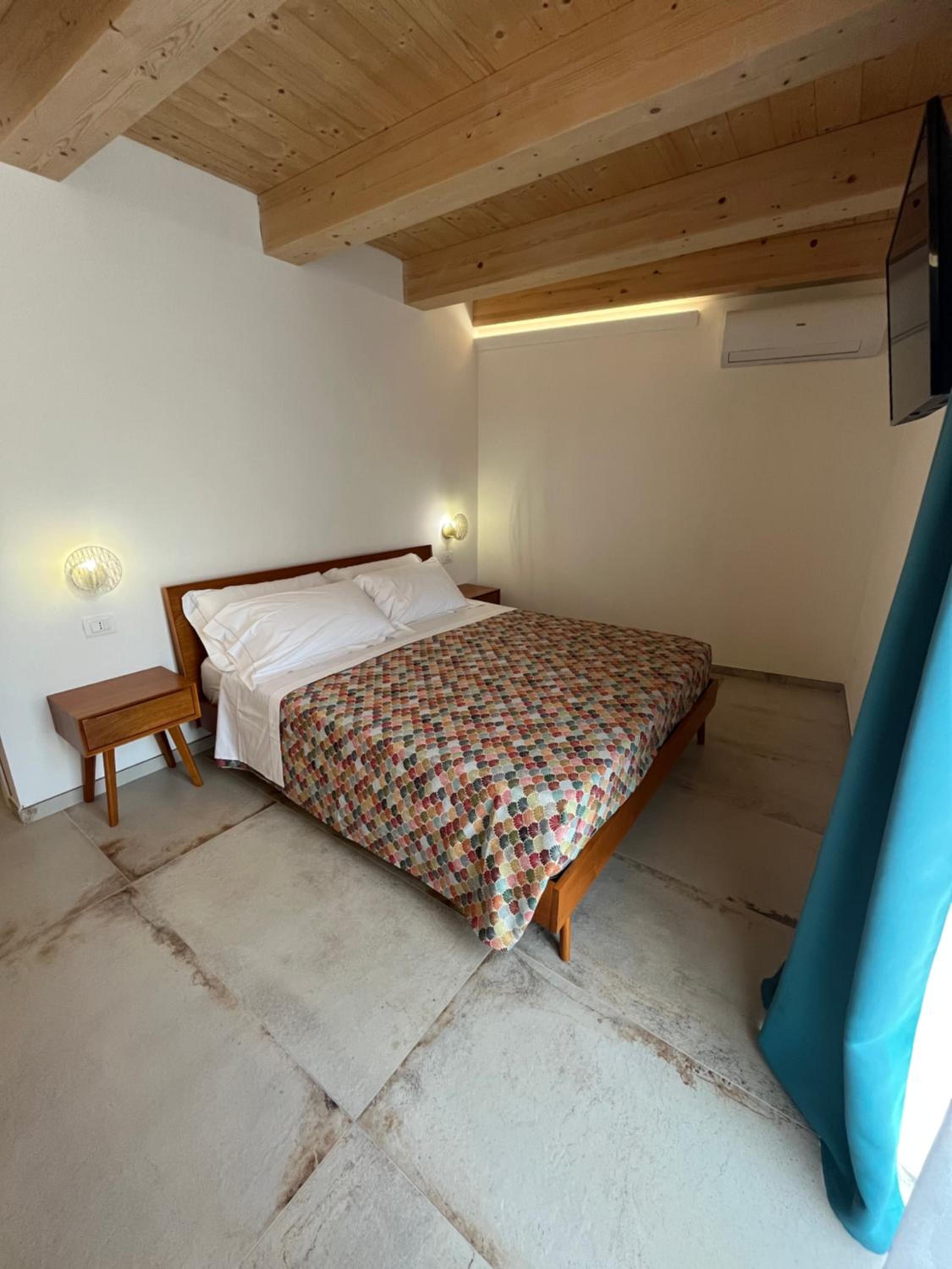 De LoCa Rooms en Tropea — hotel room