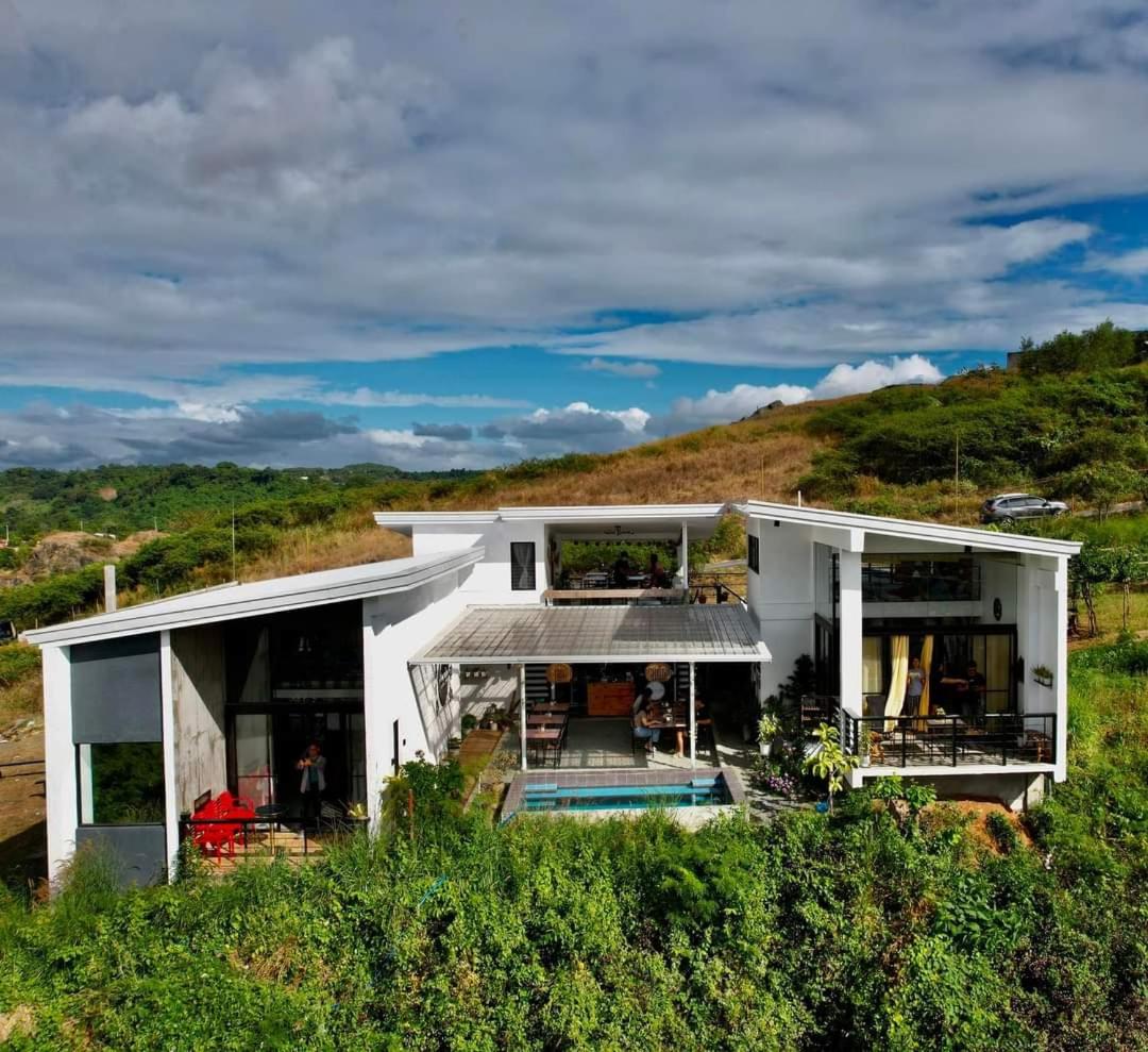 Dicimulacion Staycation House