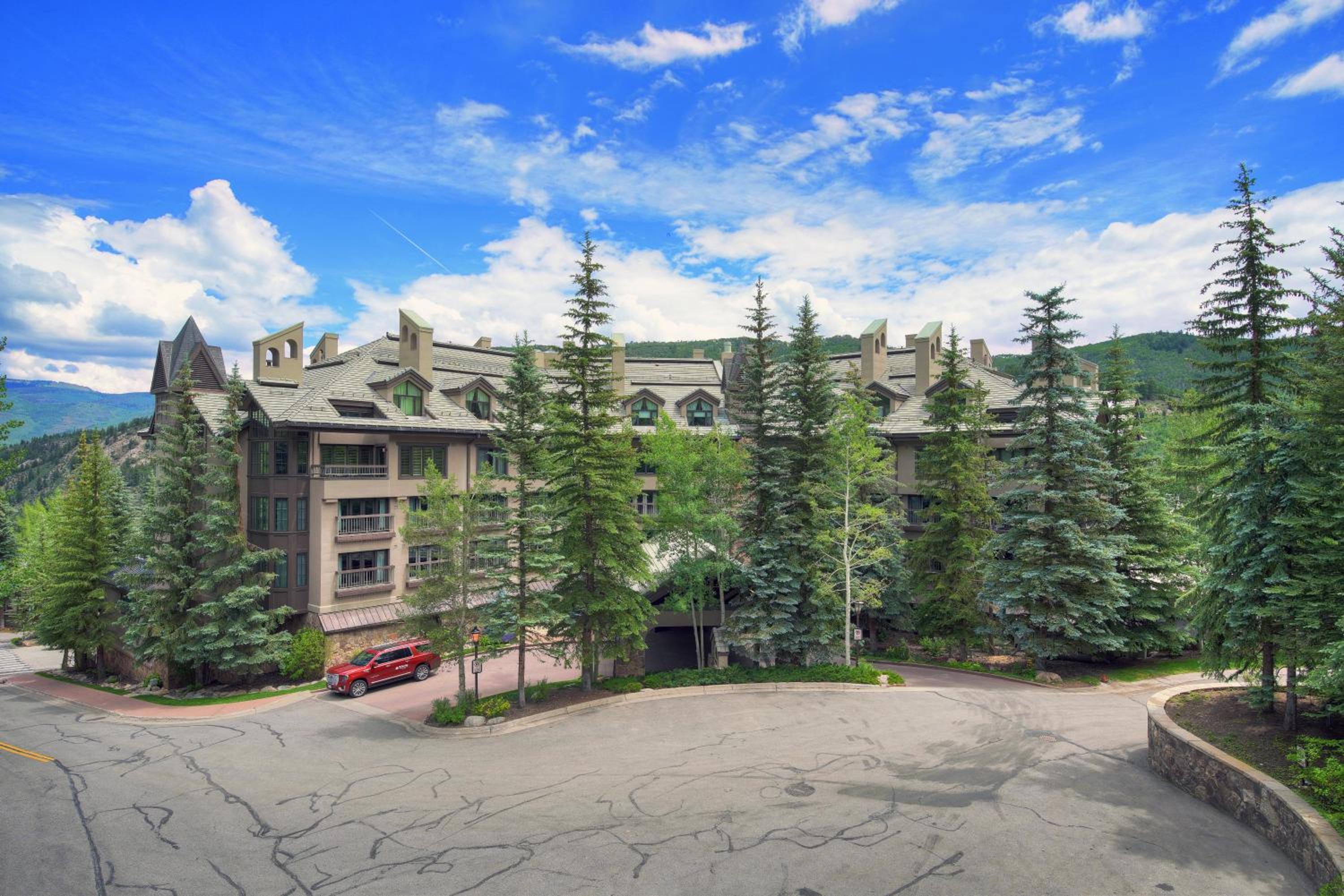 The Pines Lodge, a RockResort - Property Image 4