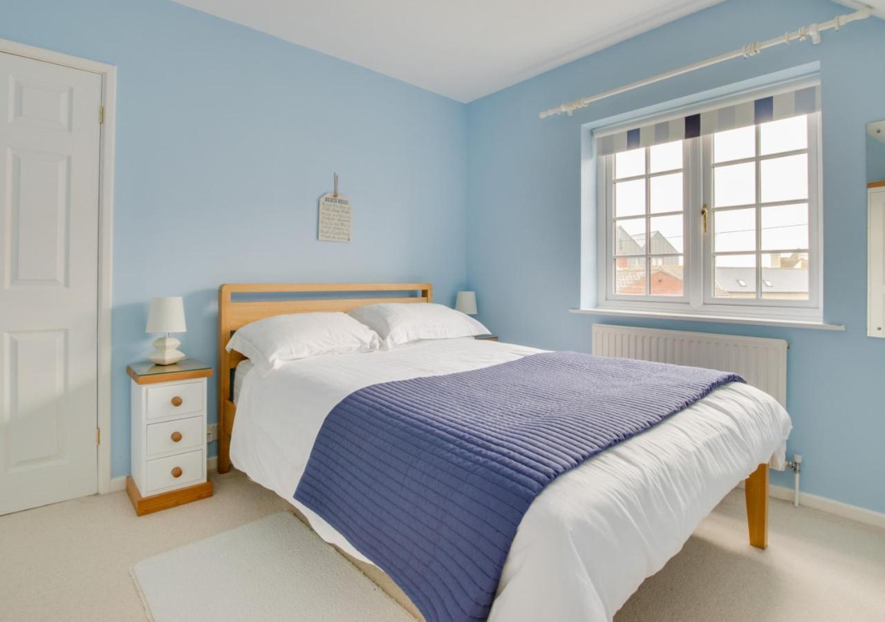 4 Bed in Southwold oc-37marl