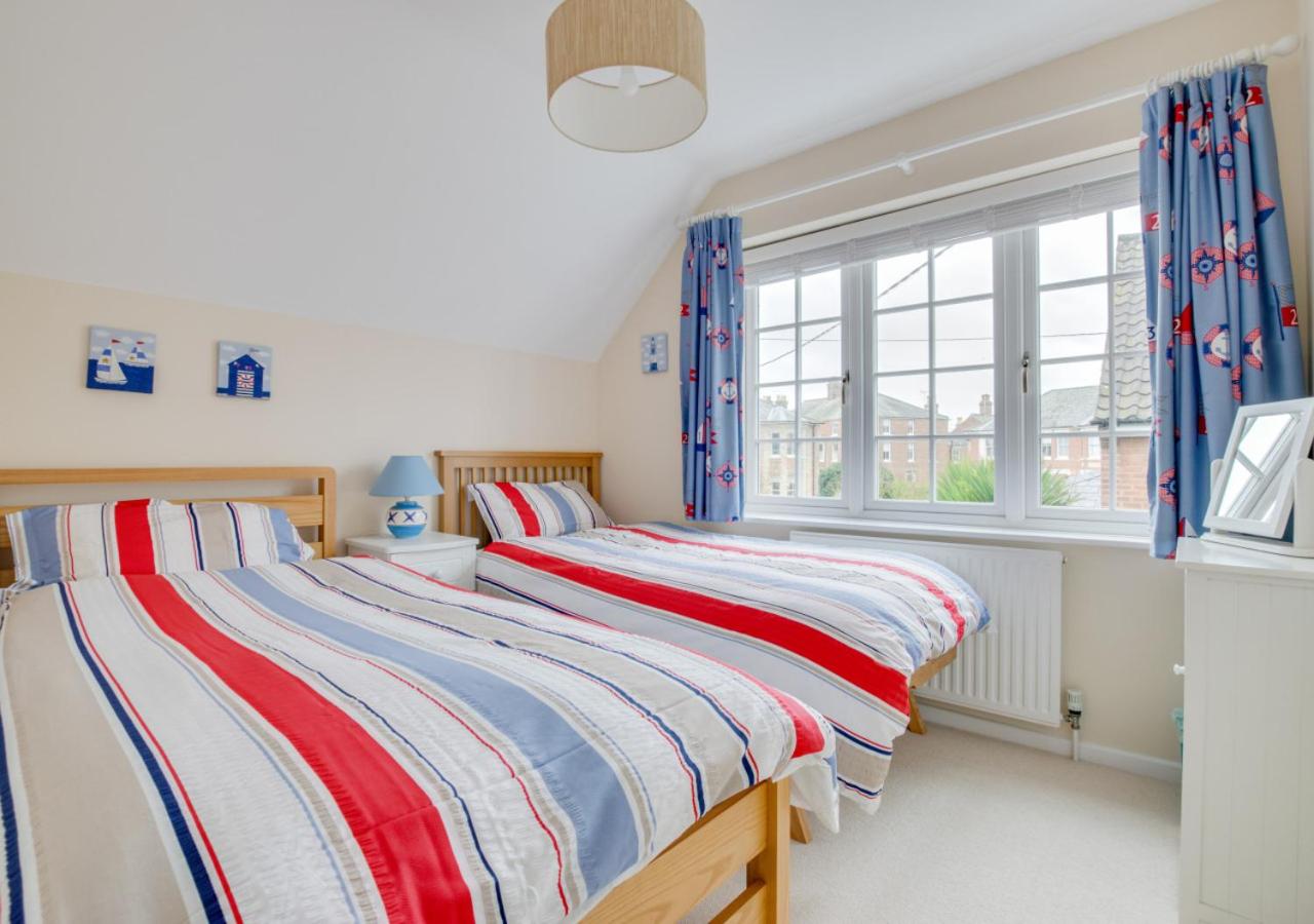 4 Bed in Southwold oc-37marl