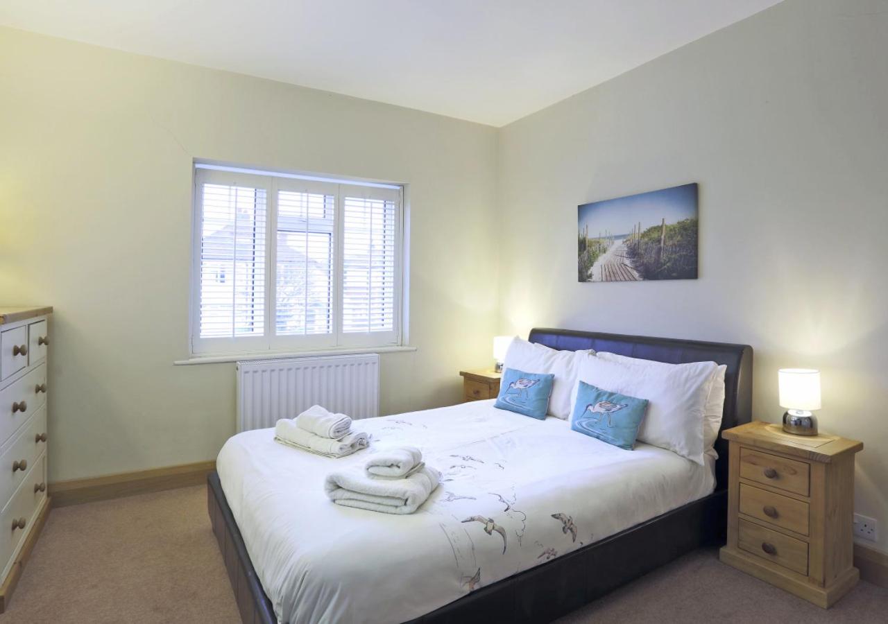 5 Bed in Southwold oc-tnw