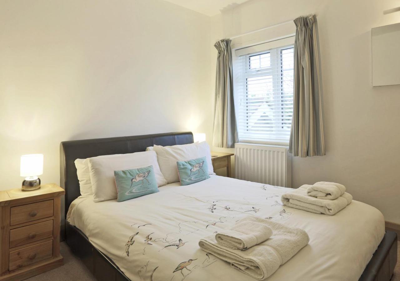 5 Bed in Southwold oc-tnw
