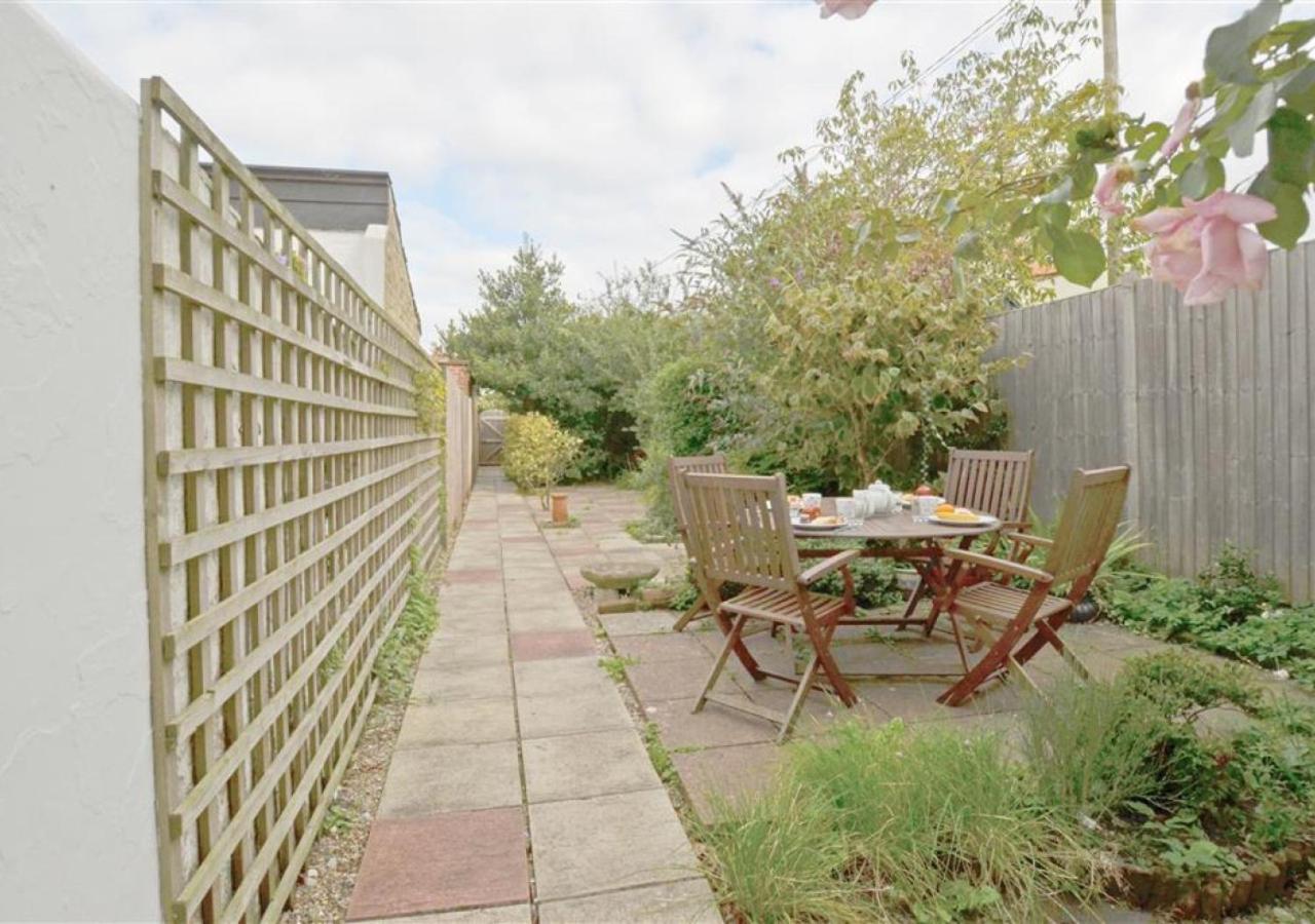 3 Bed in Southwold oc-sl104
