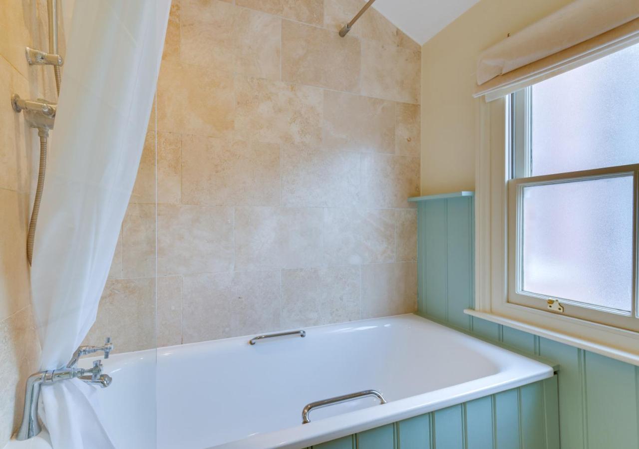3 Bed in Southwold oc-sl104