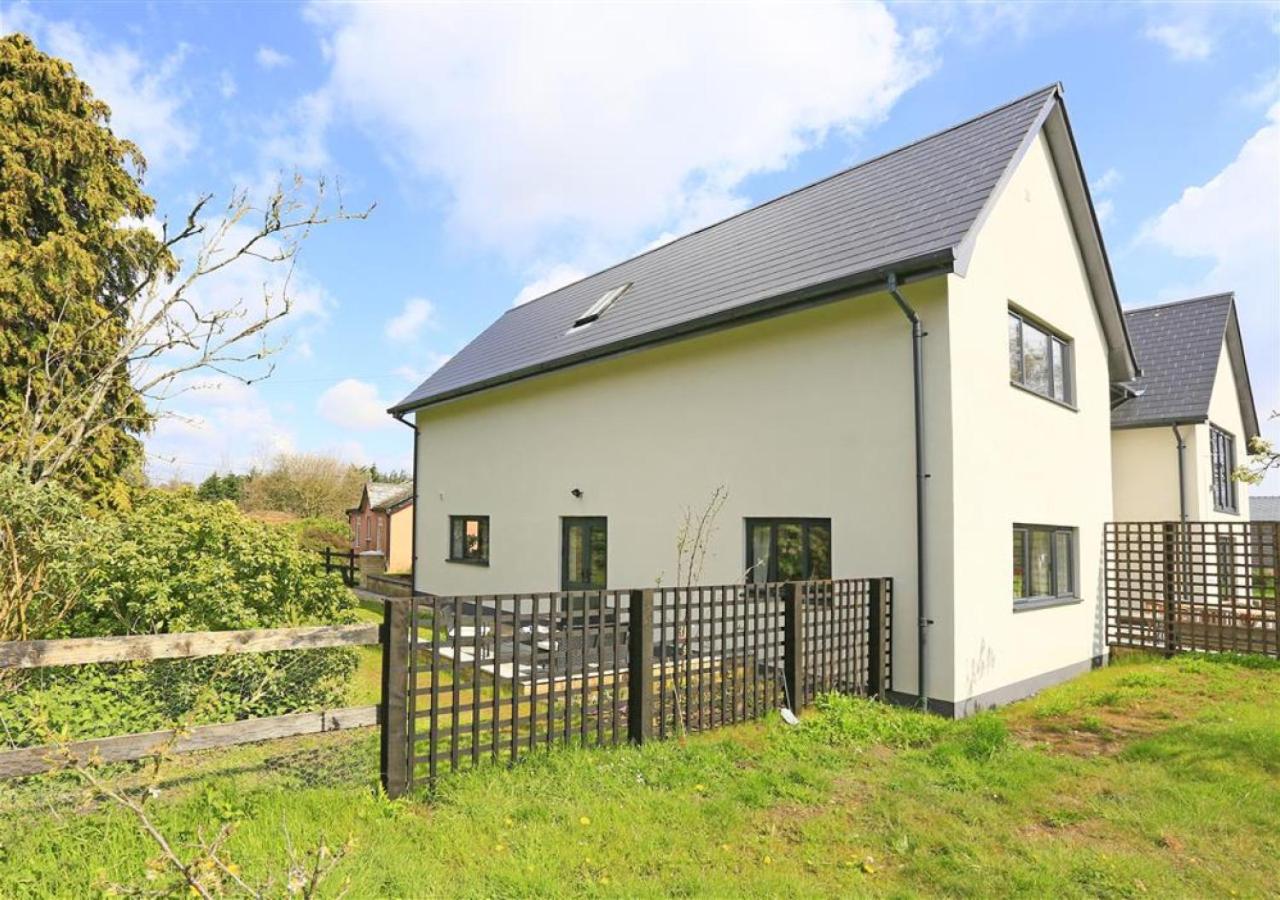 2 Bed in Leiston oc-cqa