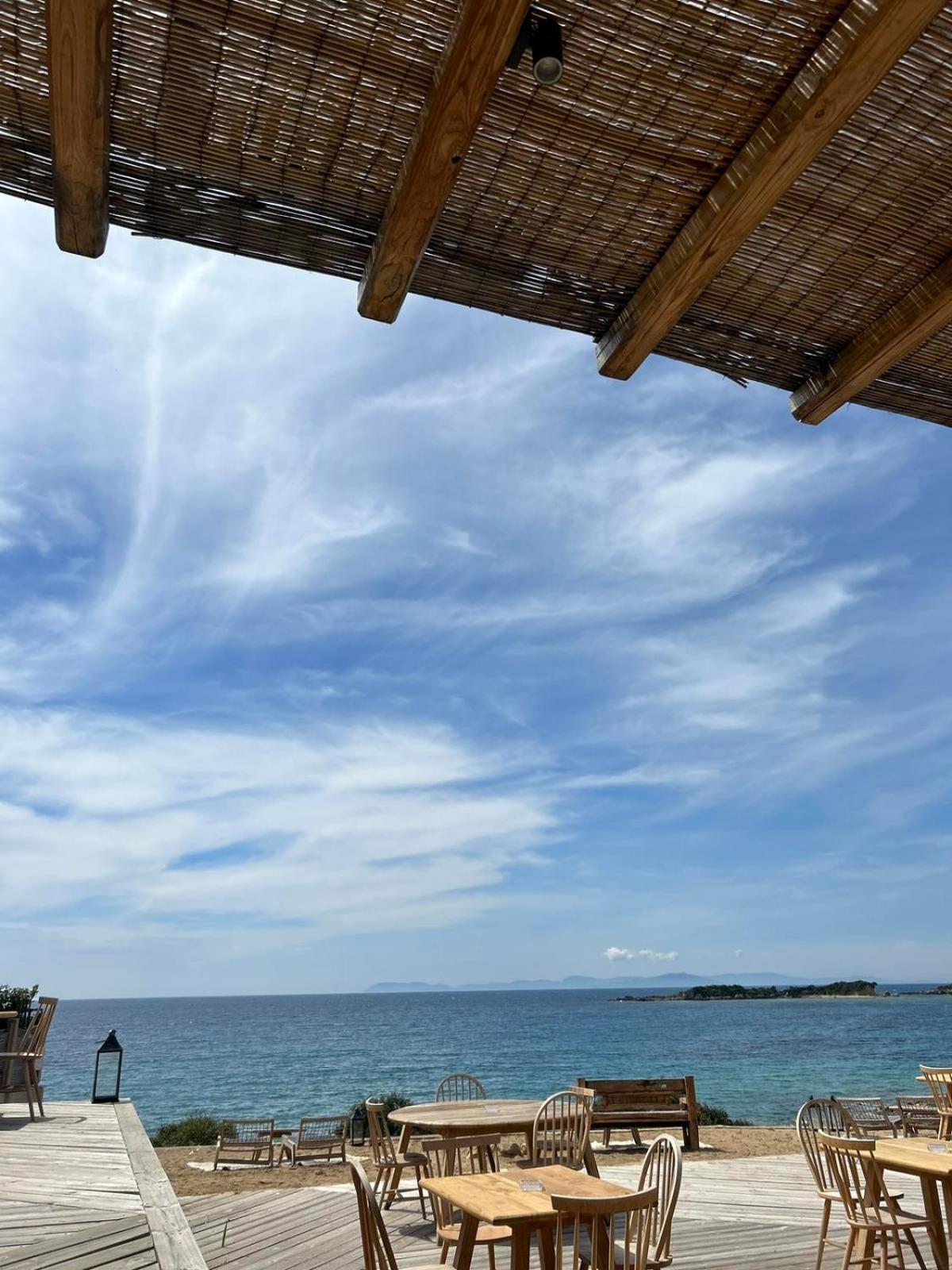 Alexandros