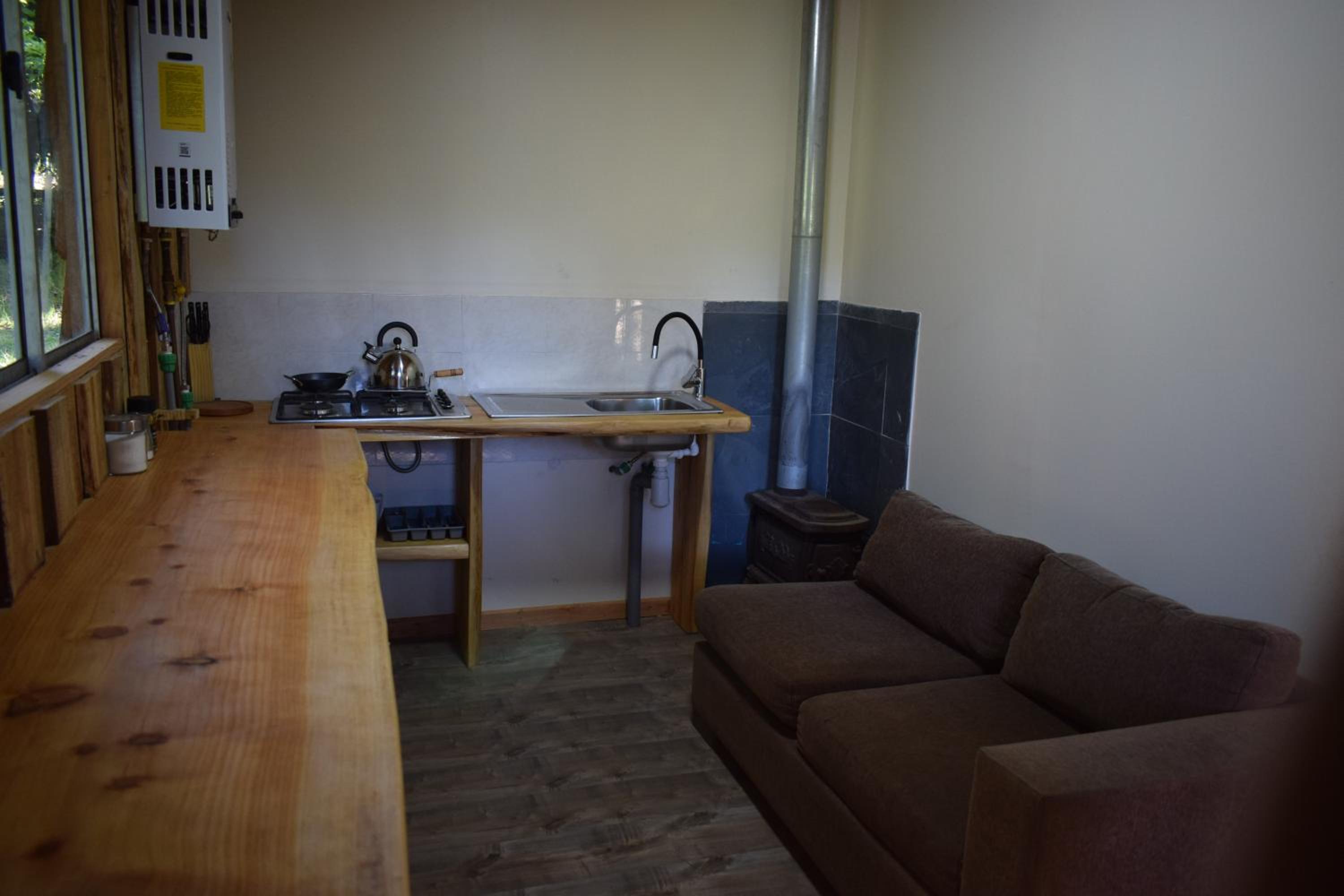 Proyecto COYAM, cabañas lofts, tinas privadas, sendero por el bosque