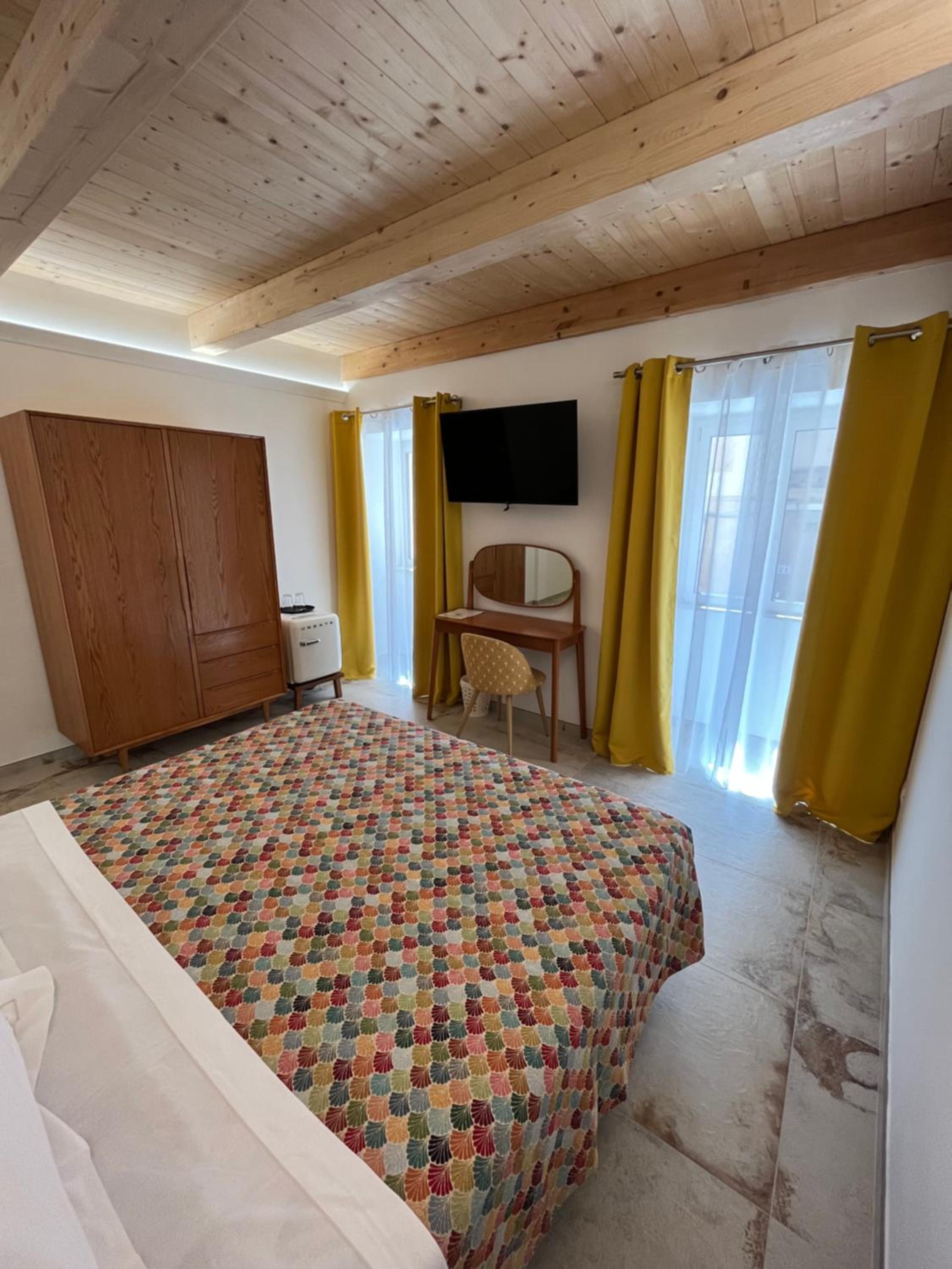 De LoCa Rooms en Tropea — hotel room