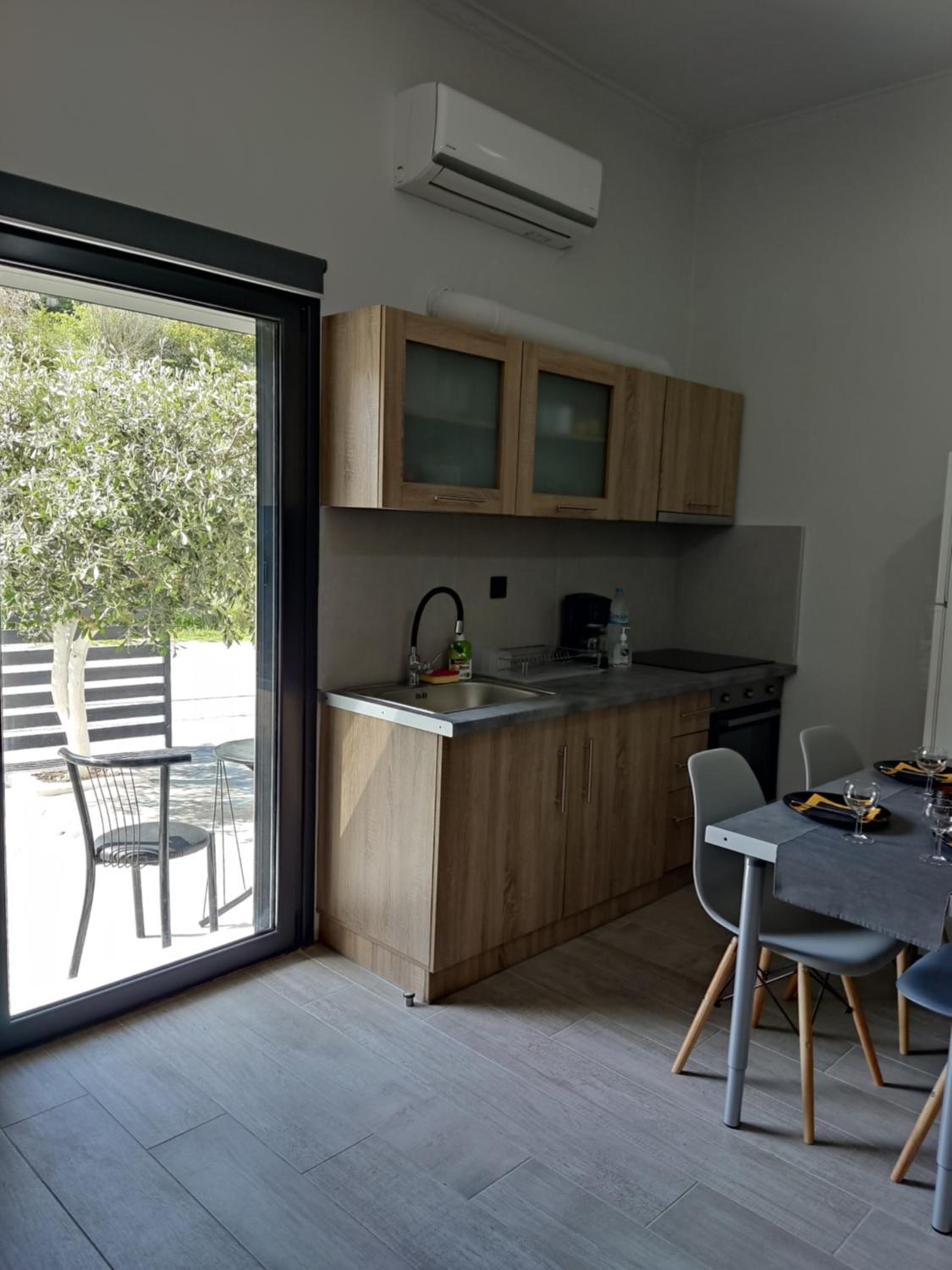 ISMINI STUDIOS