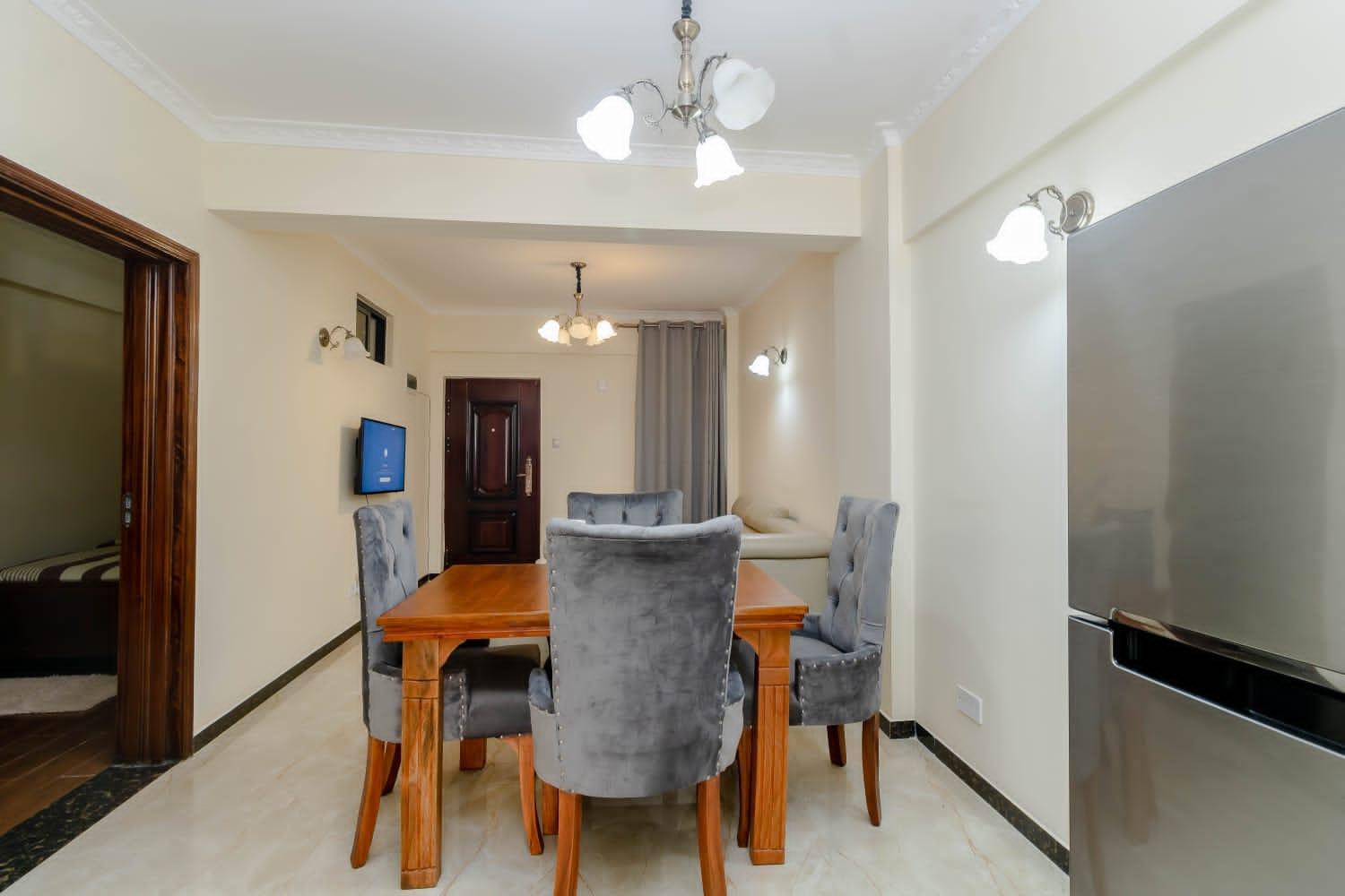 2BR Luxury Apartment photo 3