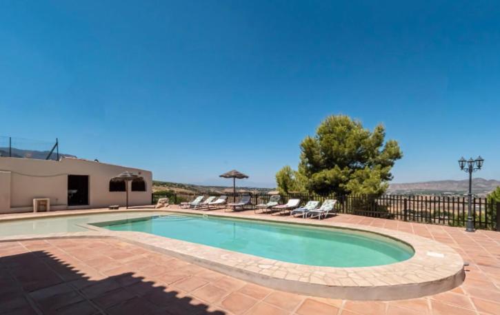 Preciosa villa con gran piscina y fabulosas vistas