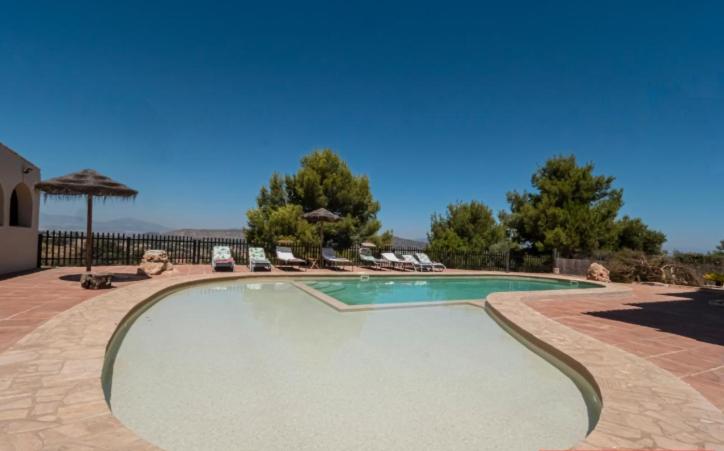 Preciosa villa con gran piscina y fabulosas vistas