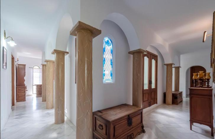Preciosa villa con gran piscina y fabulosas vistas