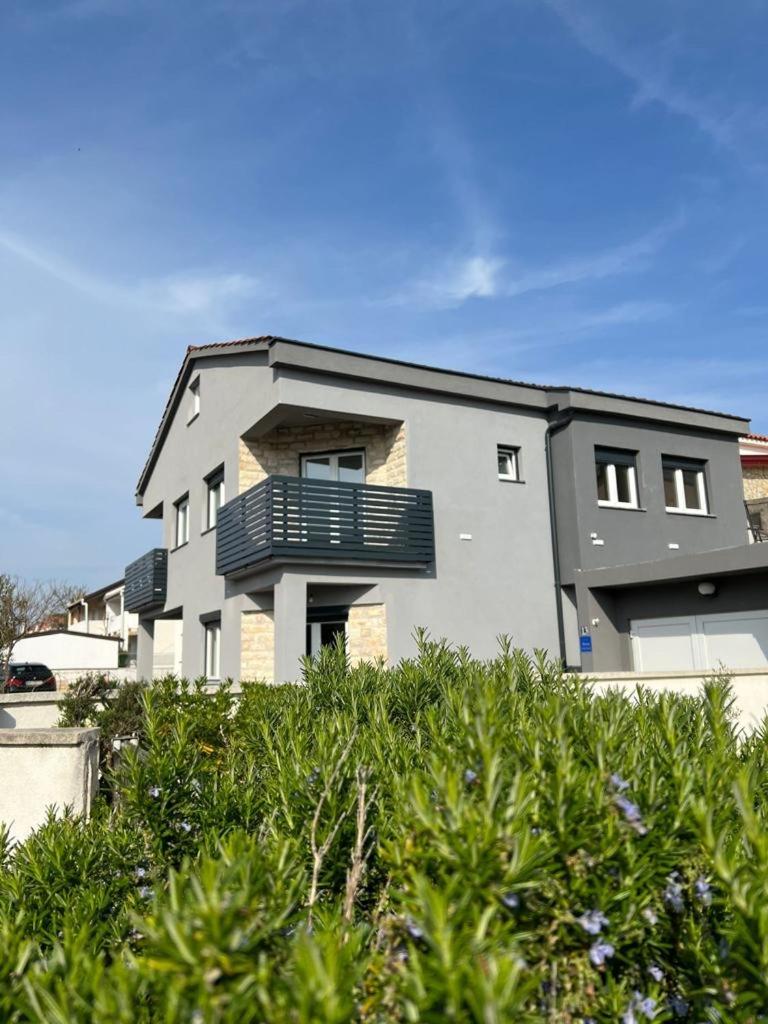 Apartmani Frane