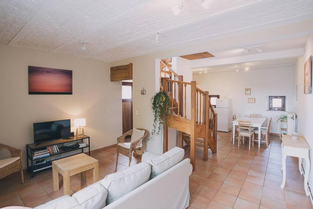 A l'entrée du verger - Charmante maison en pierres