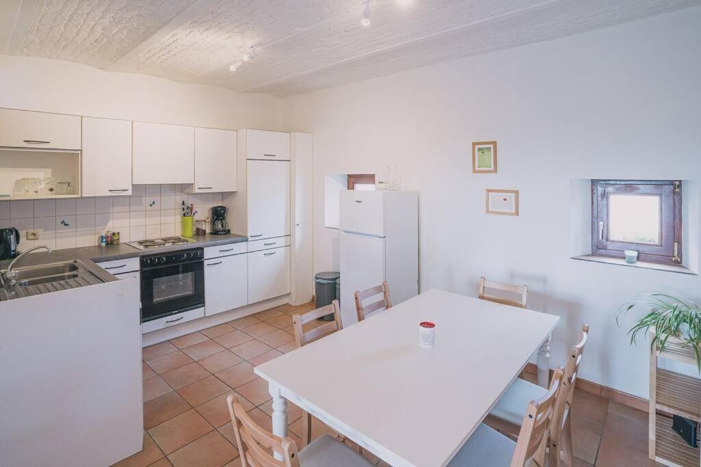 A l'entrée du verger - Charmante maison en pierres