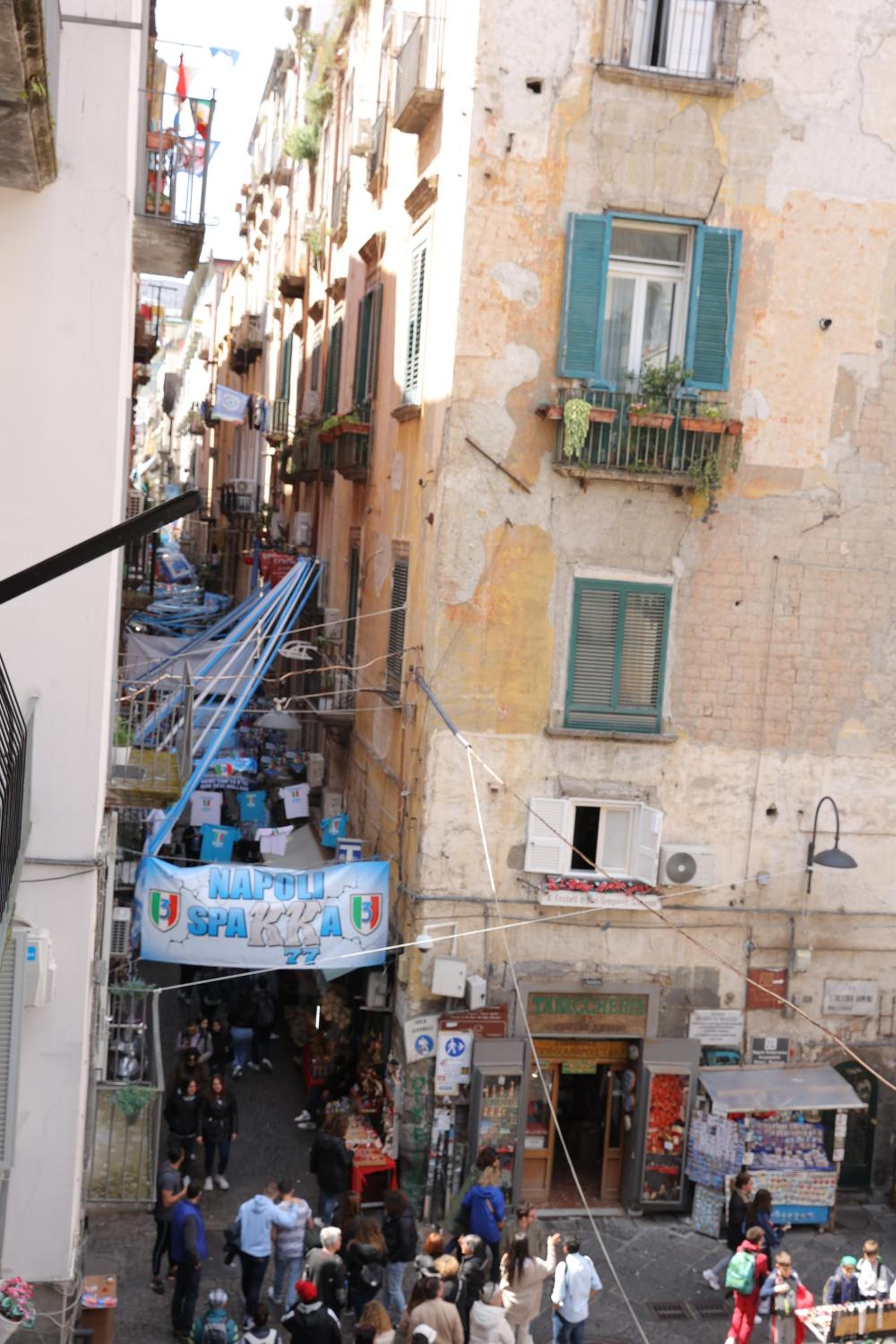 Authentic Neapolis in the hearth of the center photo 4