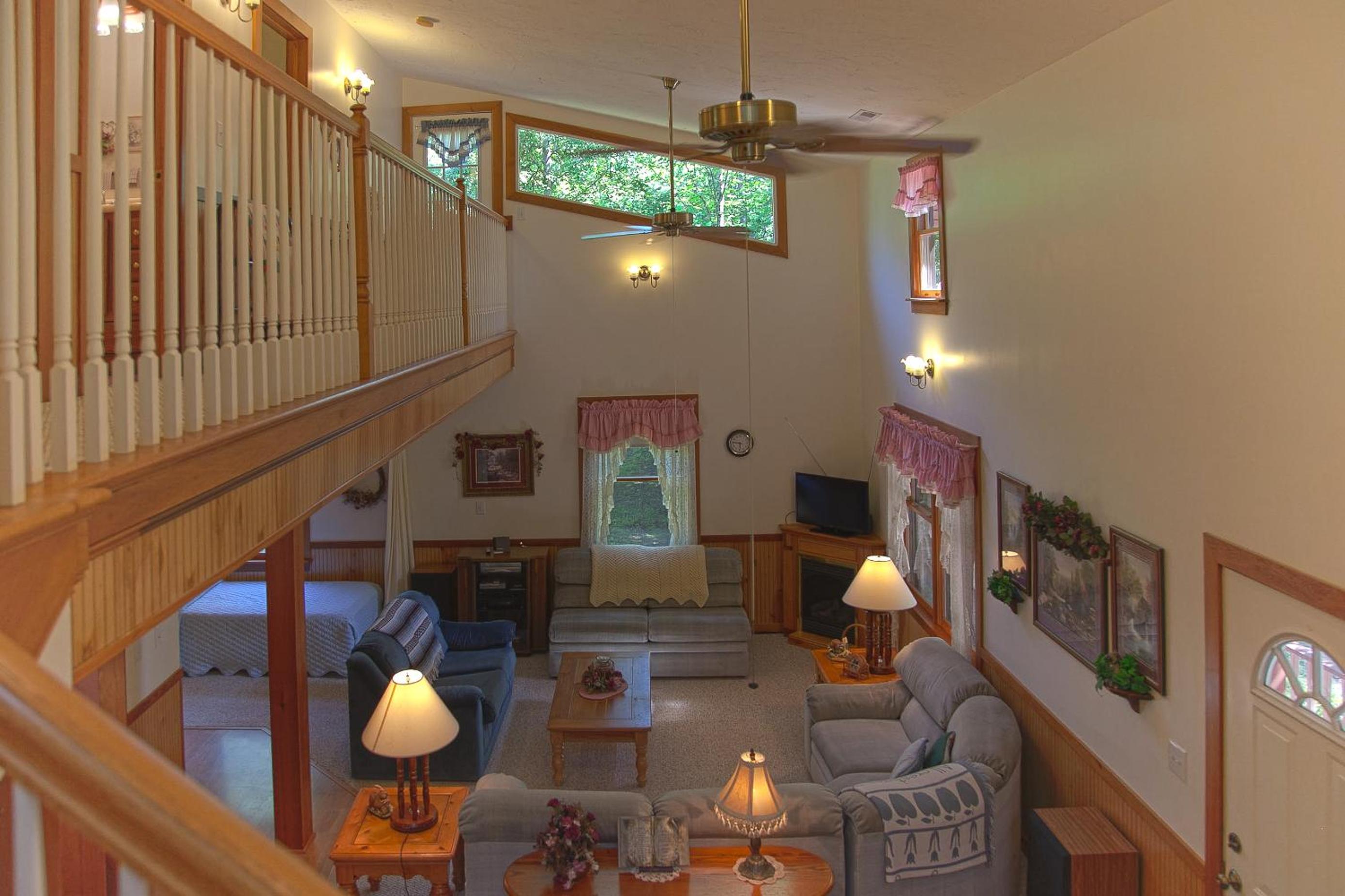 Secluded Chalet - Pet Friendly - Property Image 9