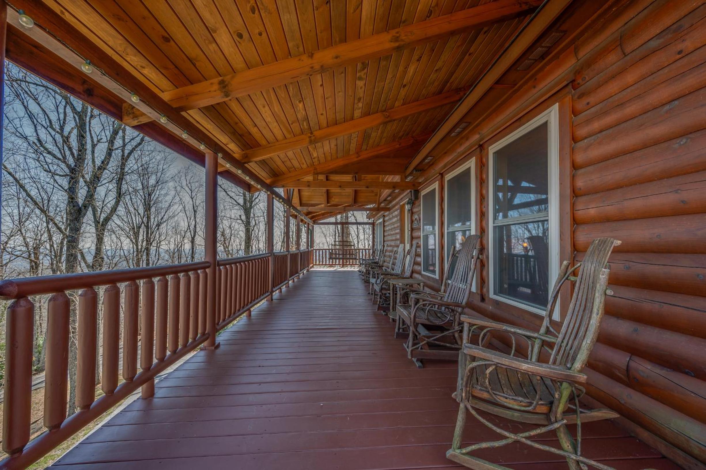 Huge Deck, Mountain Views And Pet Friendly view 4