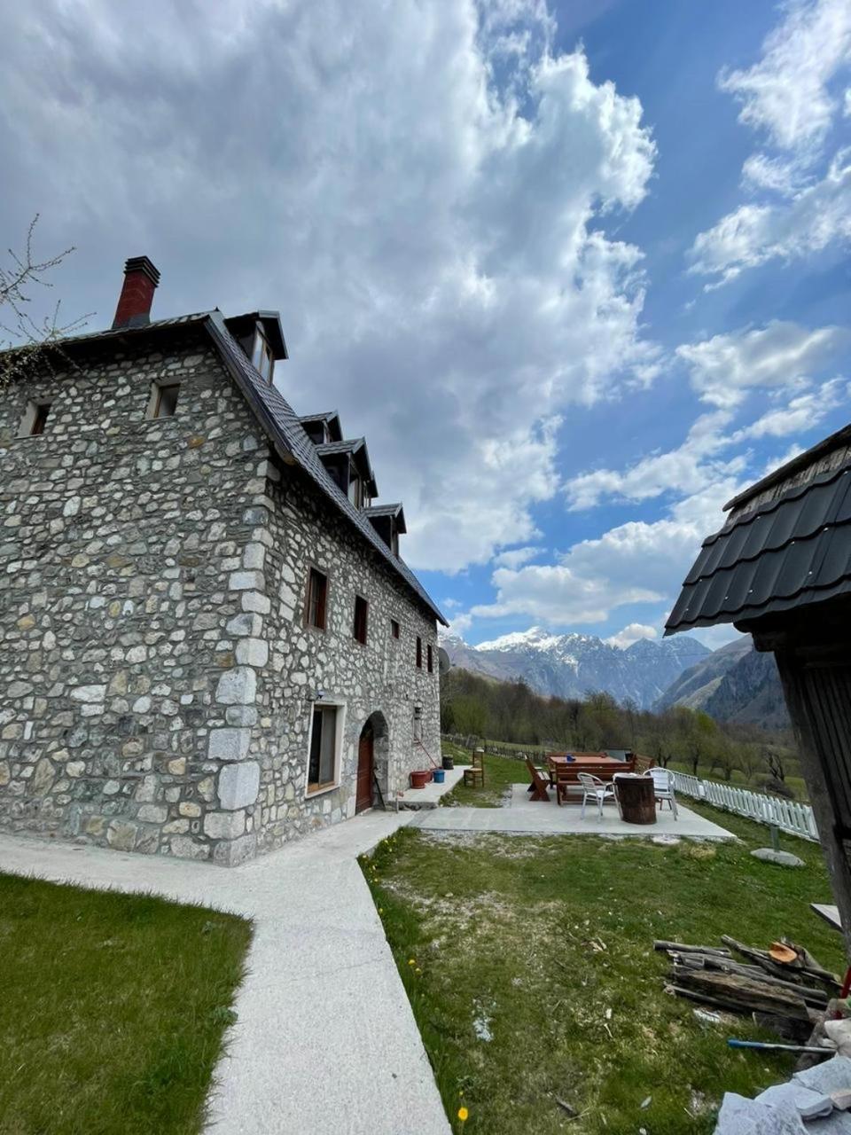 Guest House Rrashkadoli
