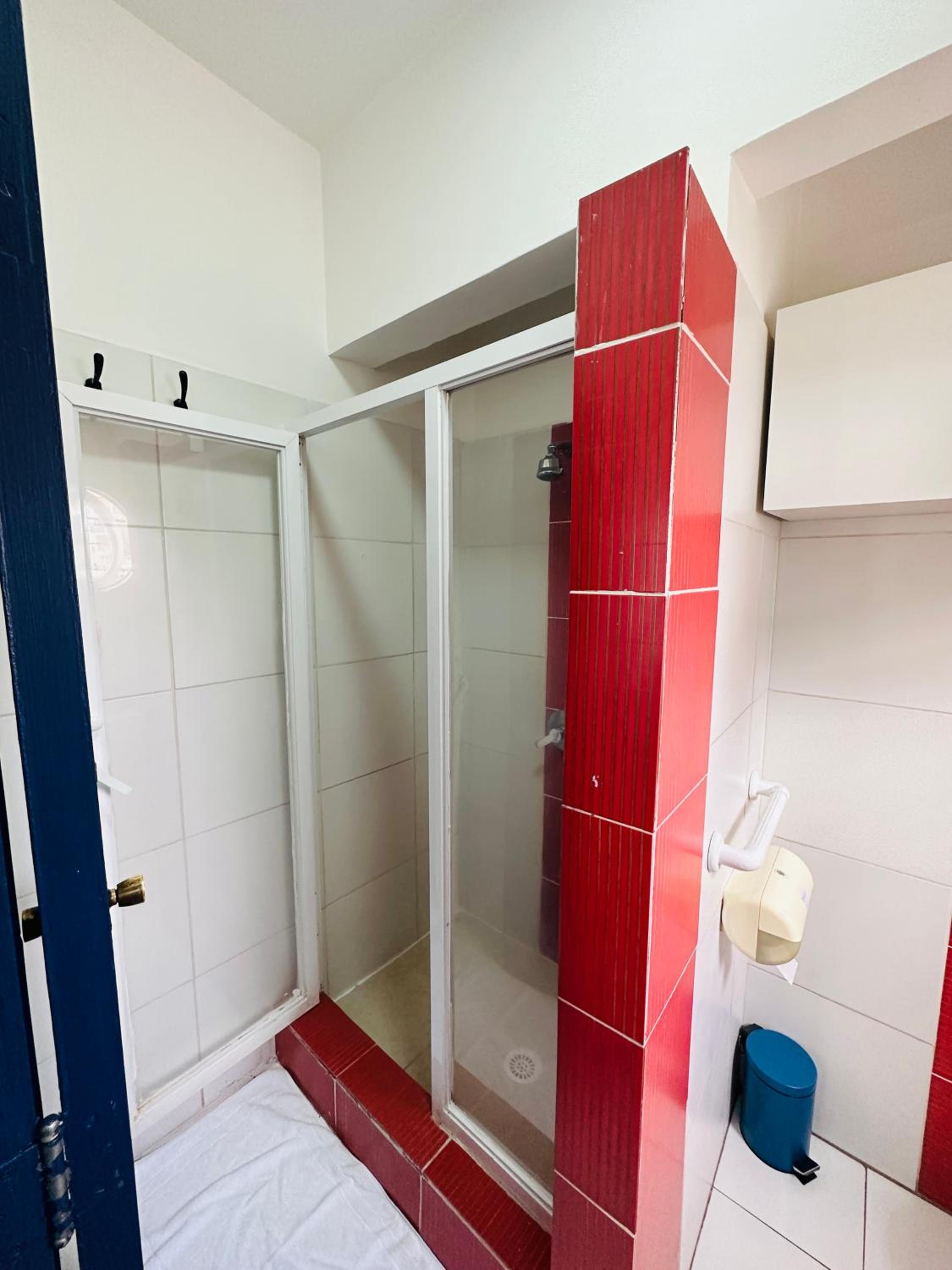 MAKTVB Europa - Hostal Boutique