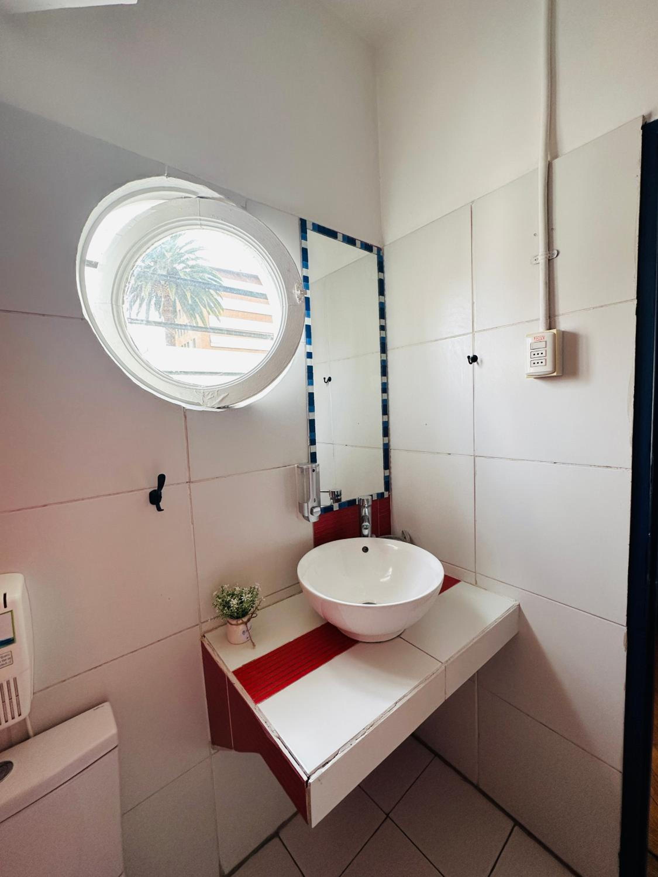MAKTVB Europa - Hostal Boutique