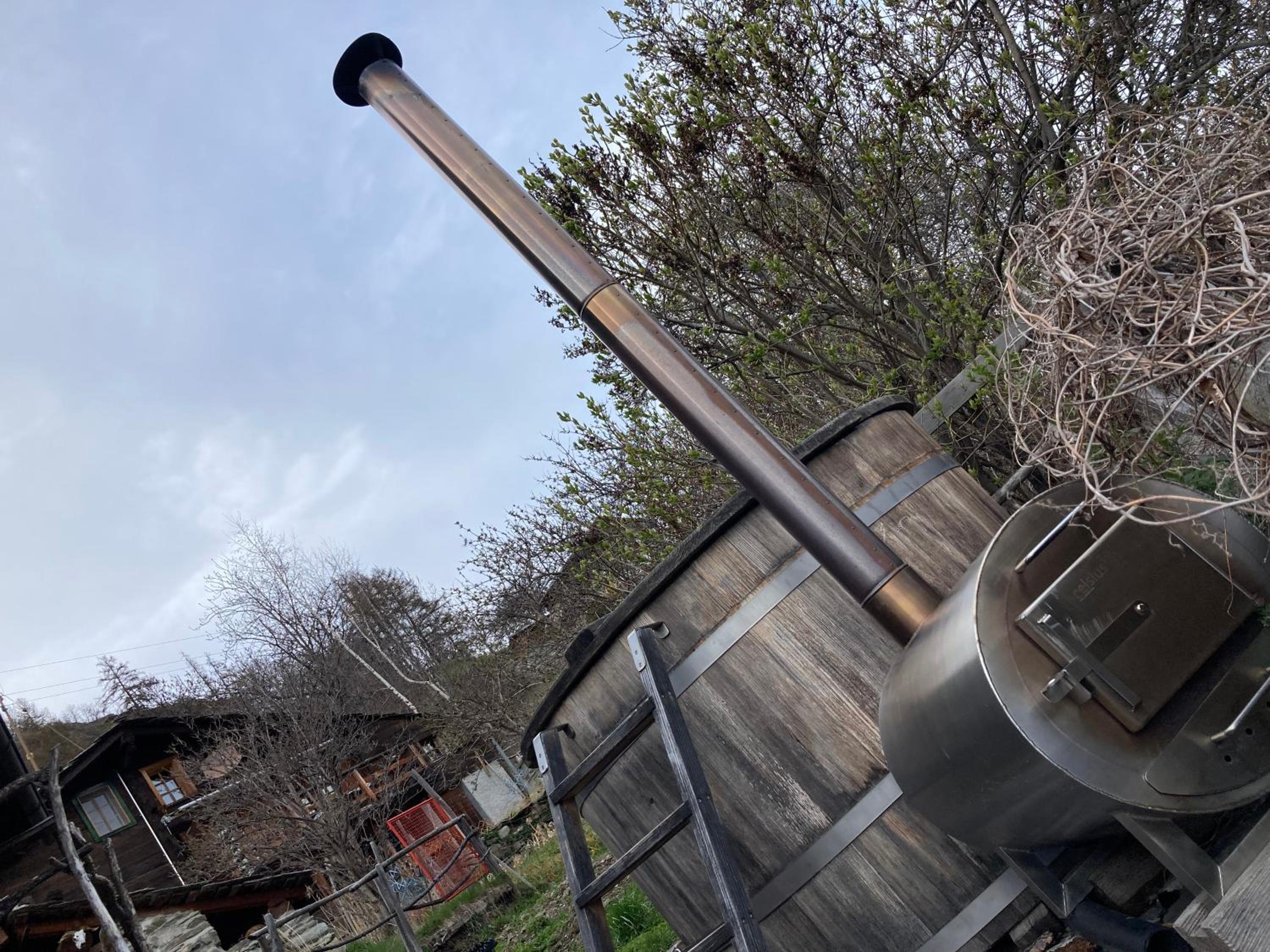 Chalet La Paz with Hotpot and Sauna