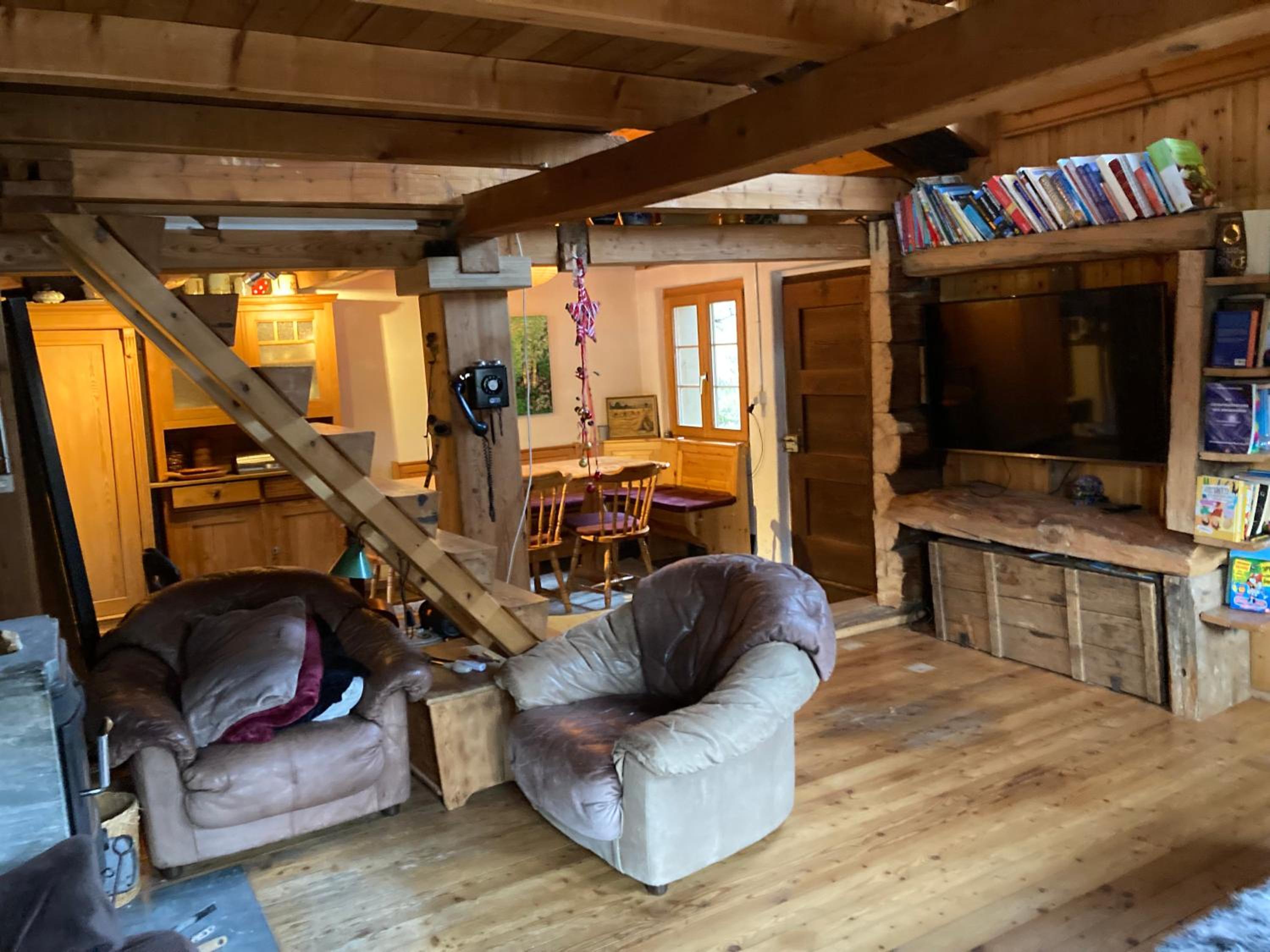 Chalet La Paz with Hotpot and Sauna