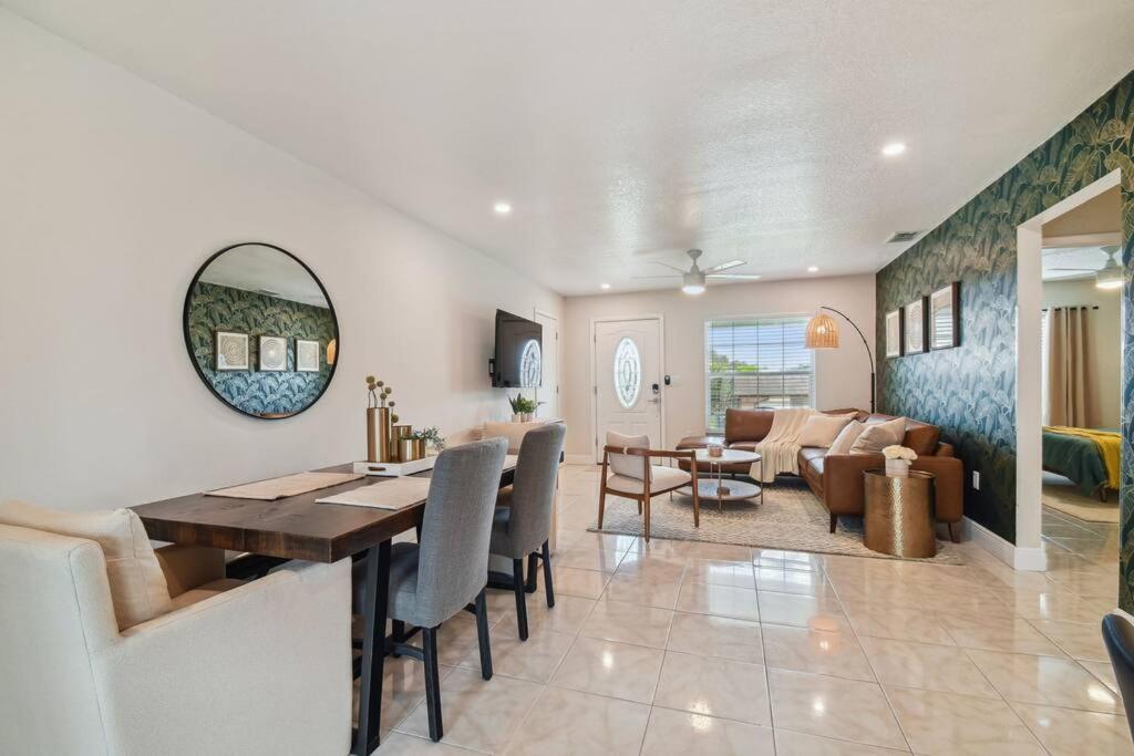 Heated Salt Water Pool, Outdoor Kitchen in a Private Home view 3