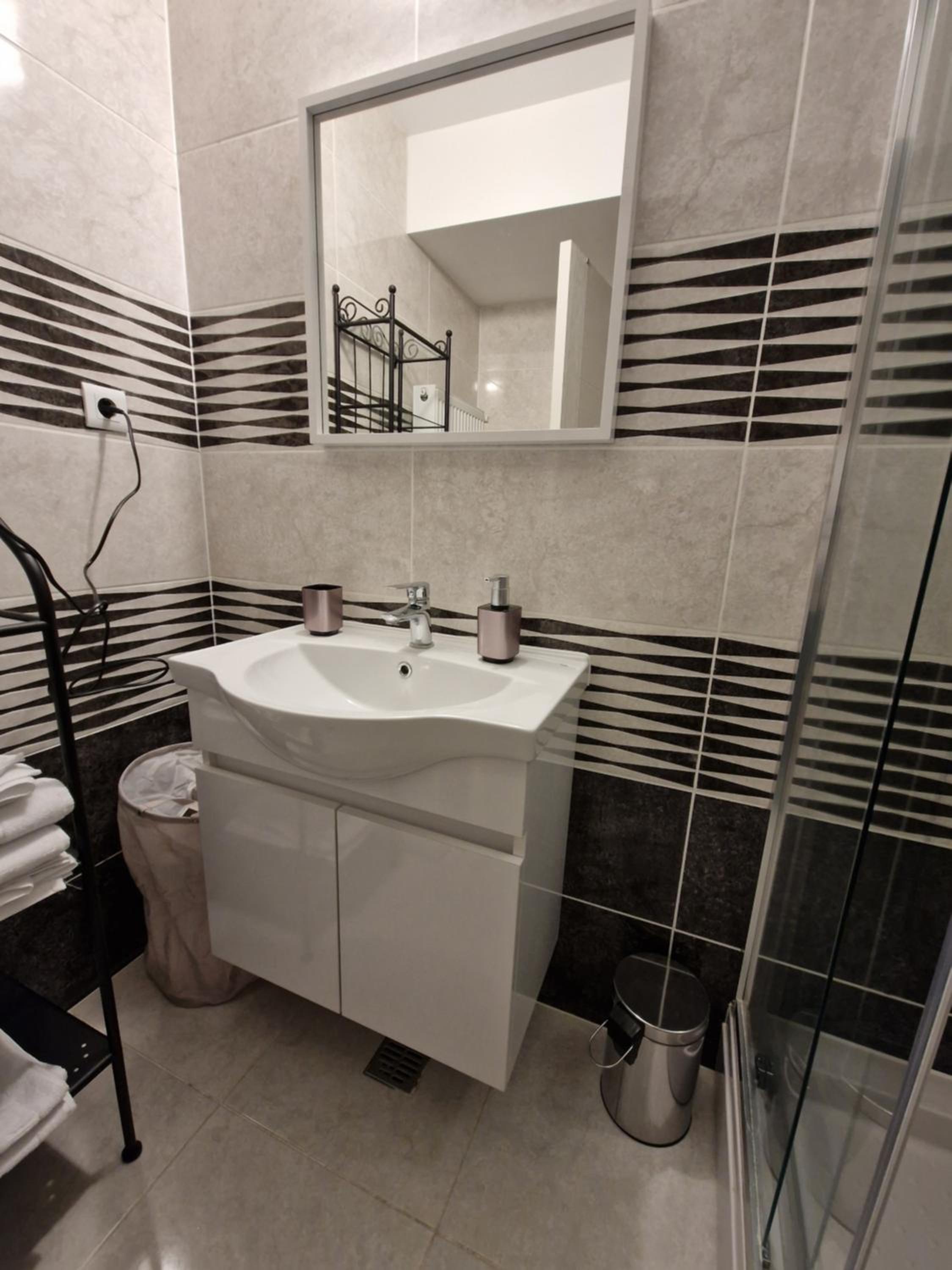 Sky Airport Residence