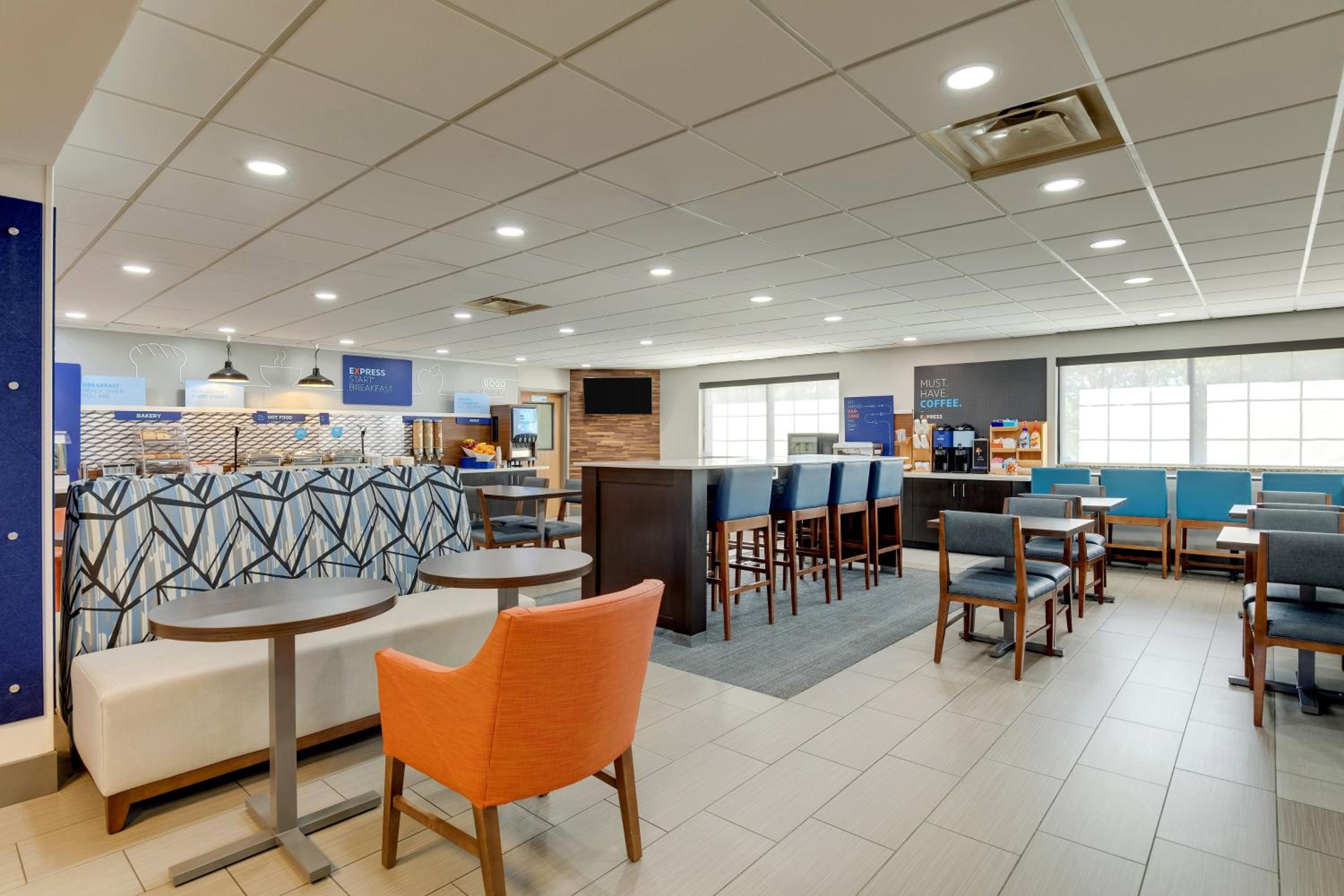 Holiday Inn Express I-95 Capitol Beltway - Largo, an IHG Hotel - Property Image 46