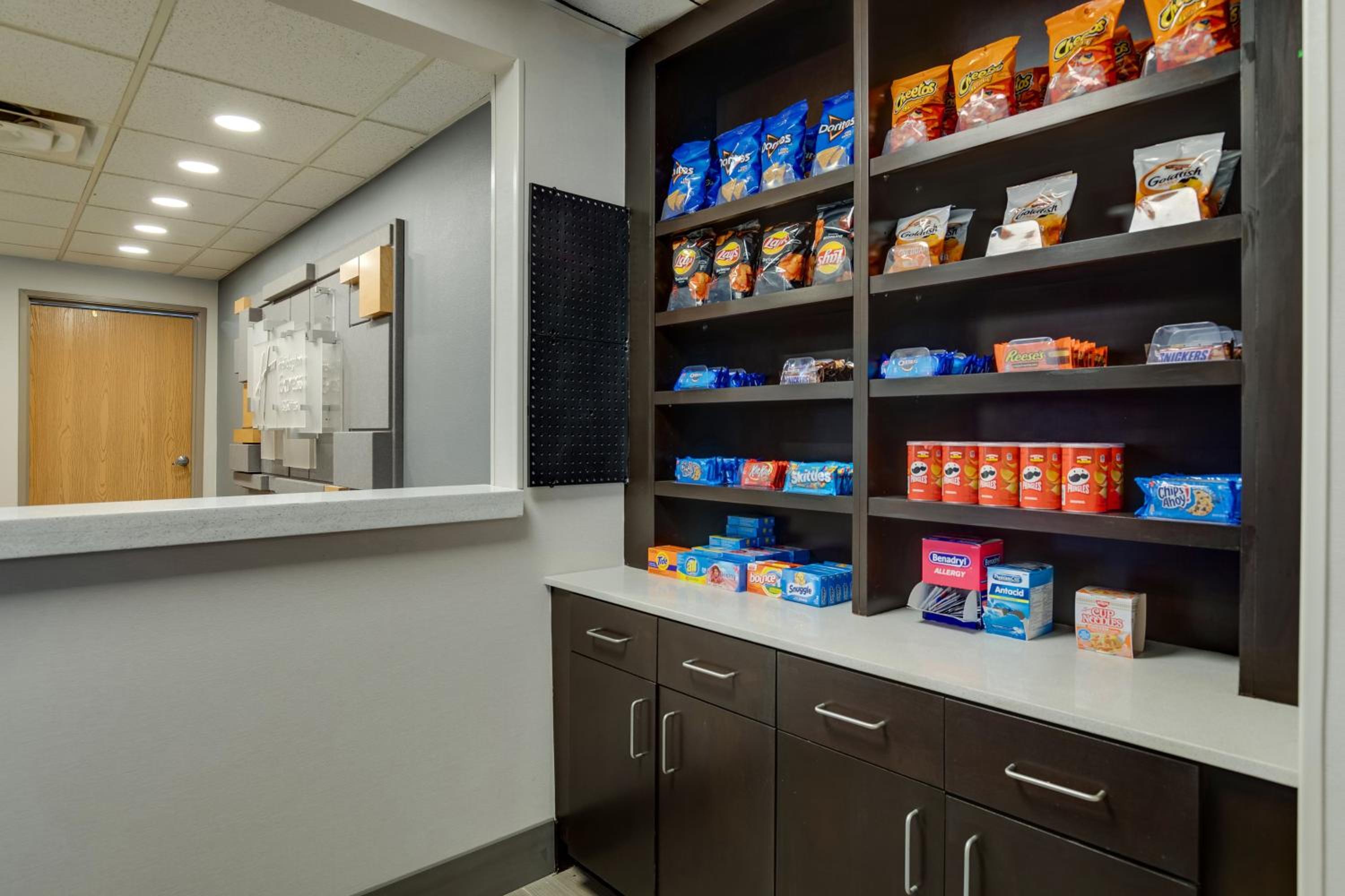 Holiday Inn Express I-95 Capitol Beltway - Largo, an IHG Hotel - Property Image 6