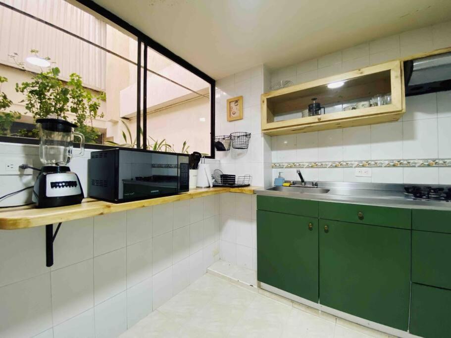 Descubre cali desde este acogedor apartamento.