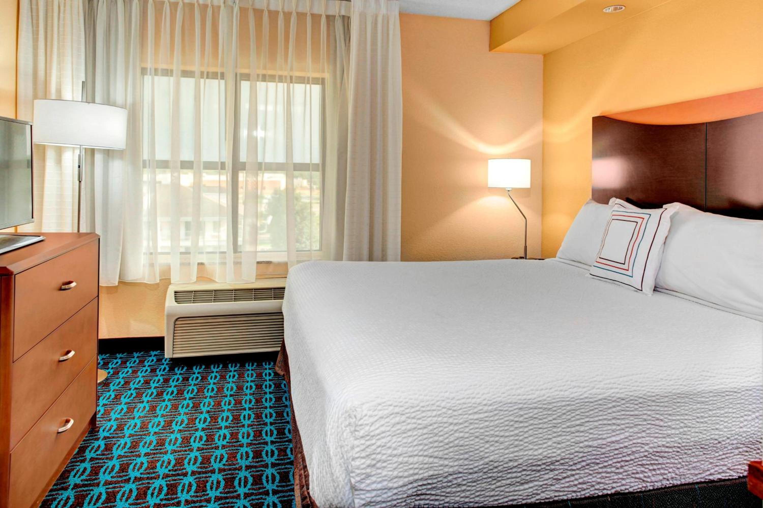 Oxford Vacations - Fairfield Inn Suites by Marriott Anniston Oxford - Property Image 17