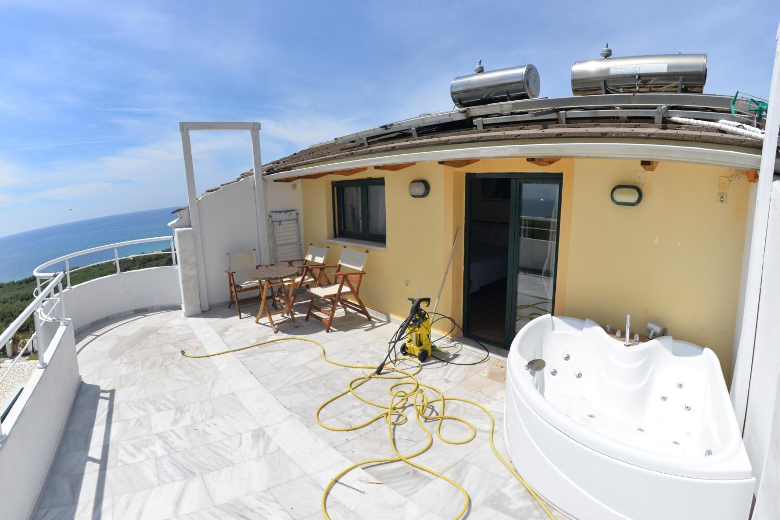 Villa Alex
