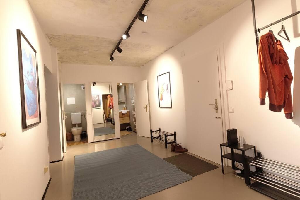 BU Designer-Apartment next to Metro U1