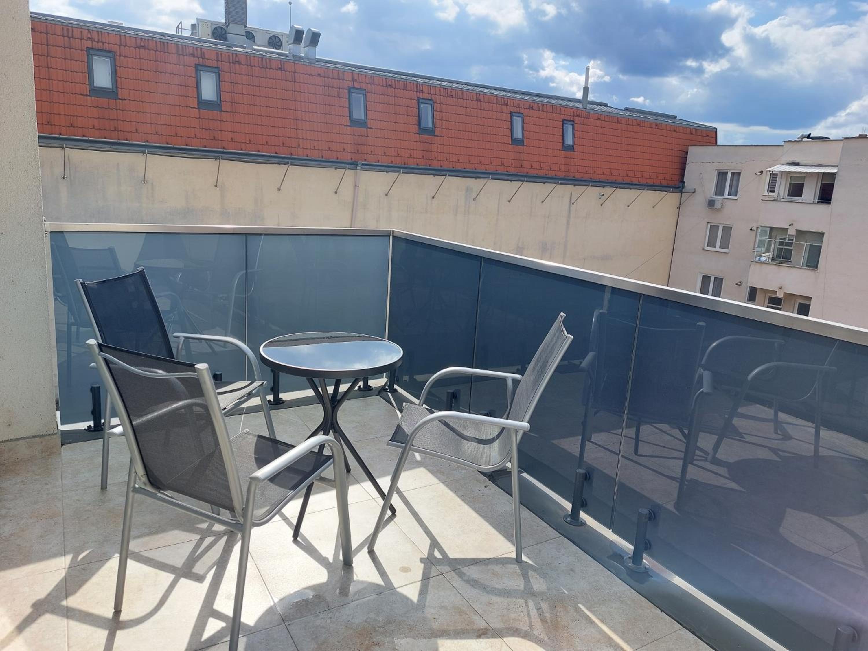 NoMi Ultracentral Apartments